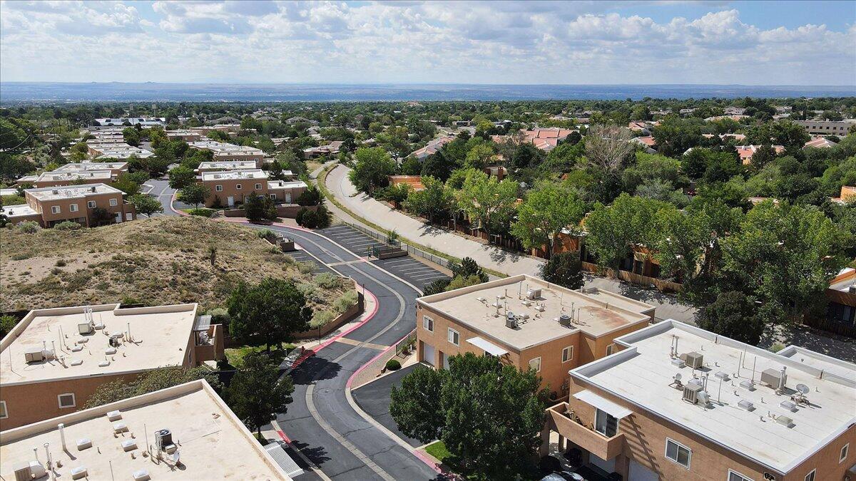 4701 MORRIS Street NE Unit: 1304