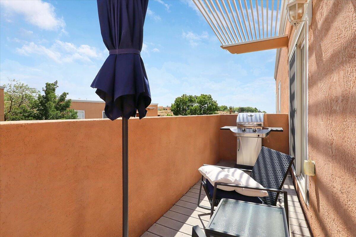 4701 MORRIS Street NE Unit: 1304