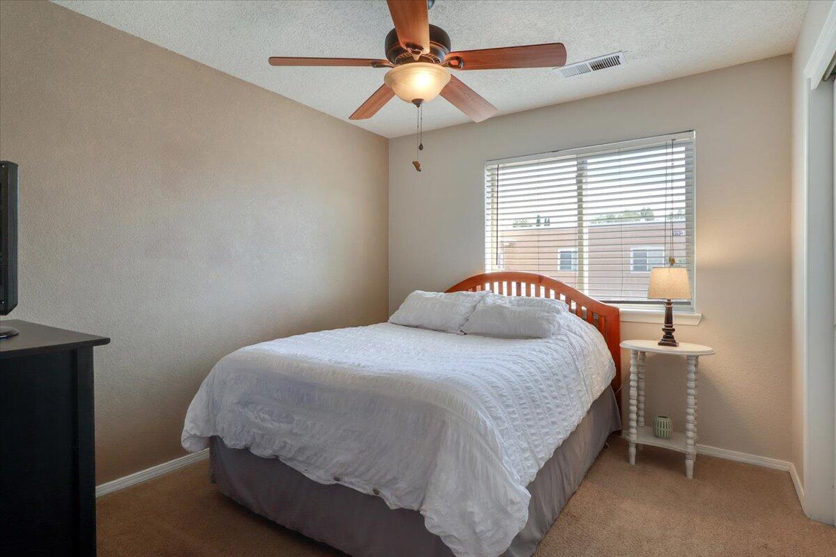 4701 MORRIS Street NE Unit: 1304