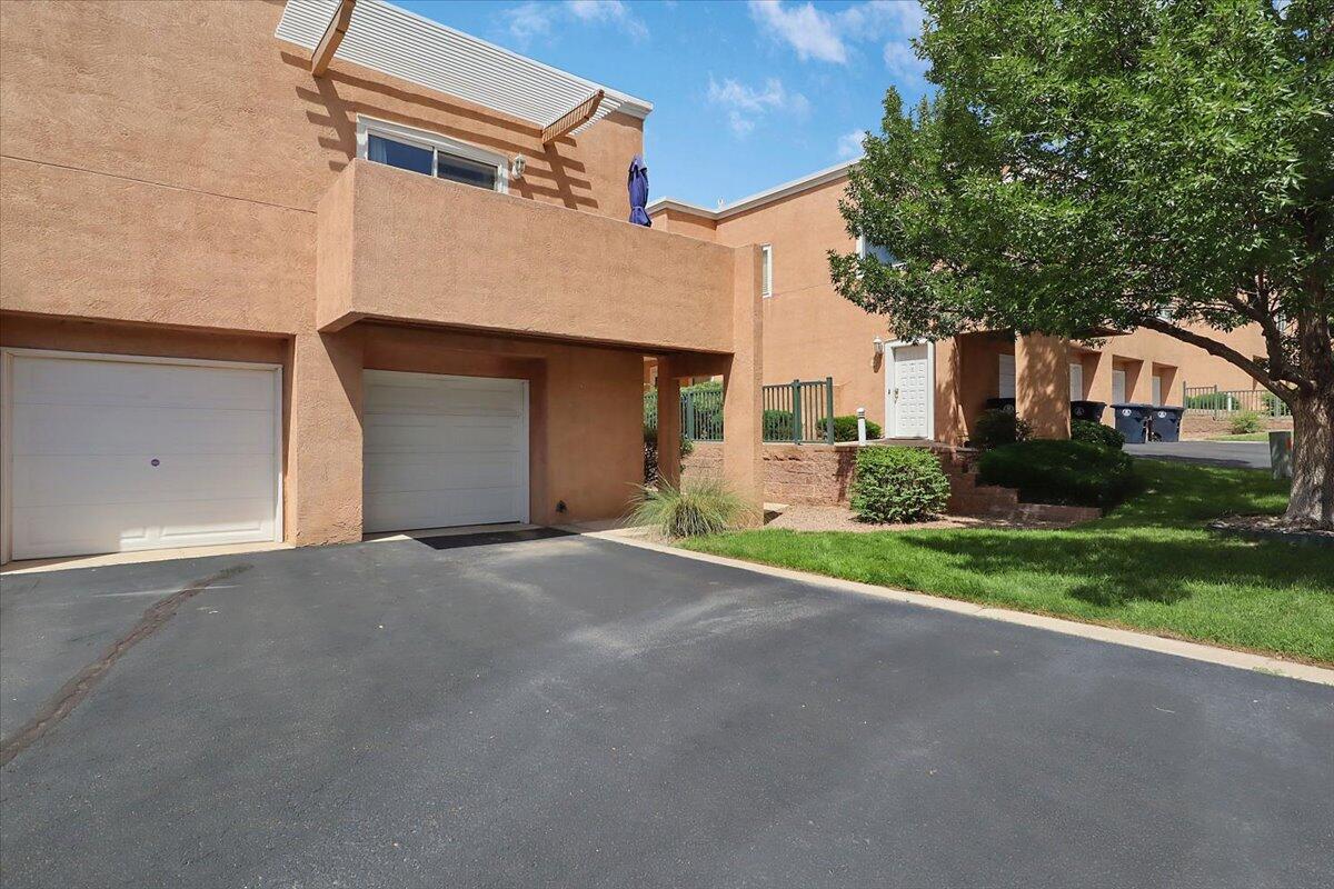 4701 MORRIS Street NE Unit: 1304