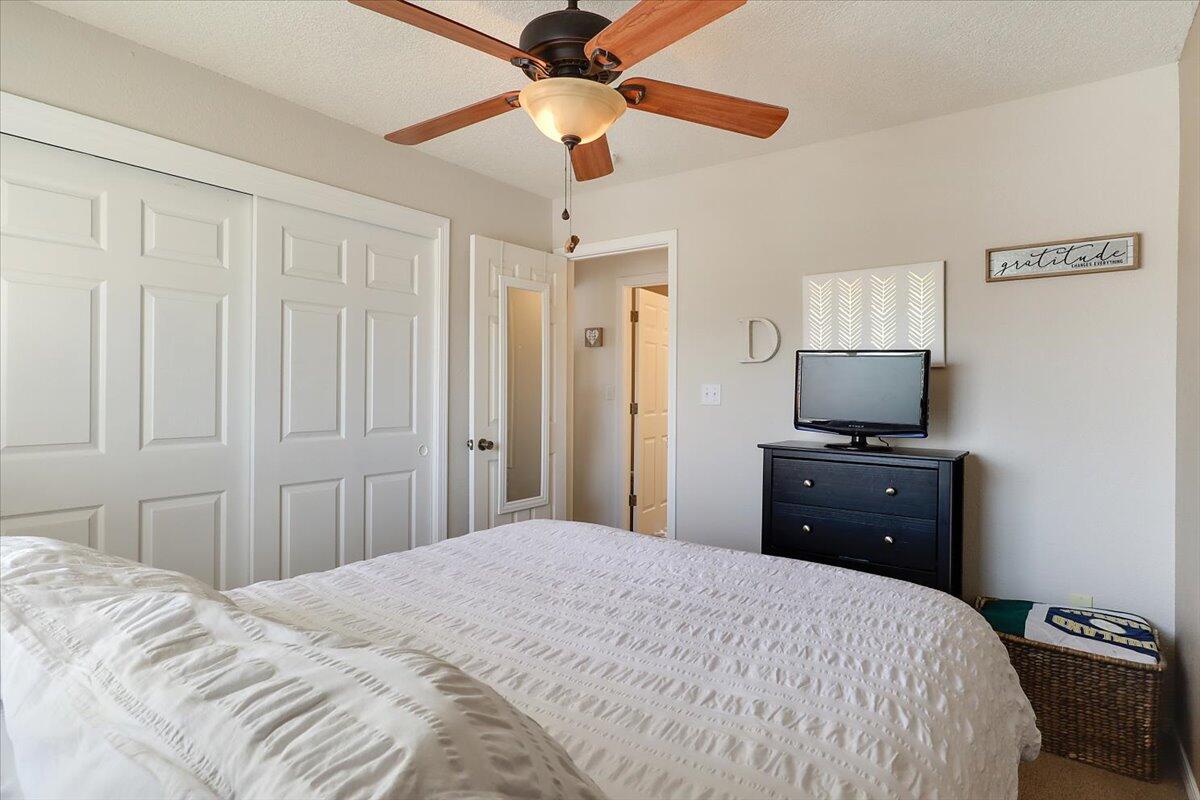 4701 MORRIS Street NE Unit: 1304