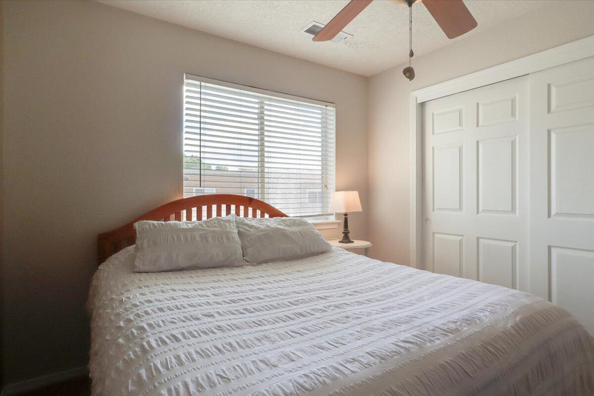 4701 MORRIS Street NE Unit: 1304