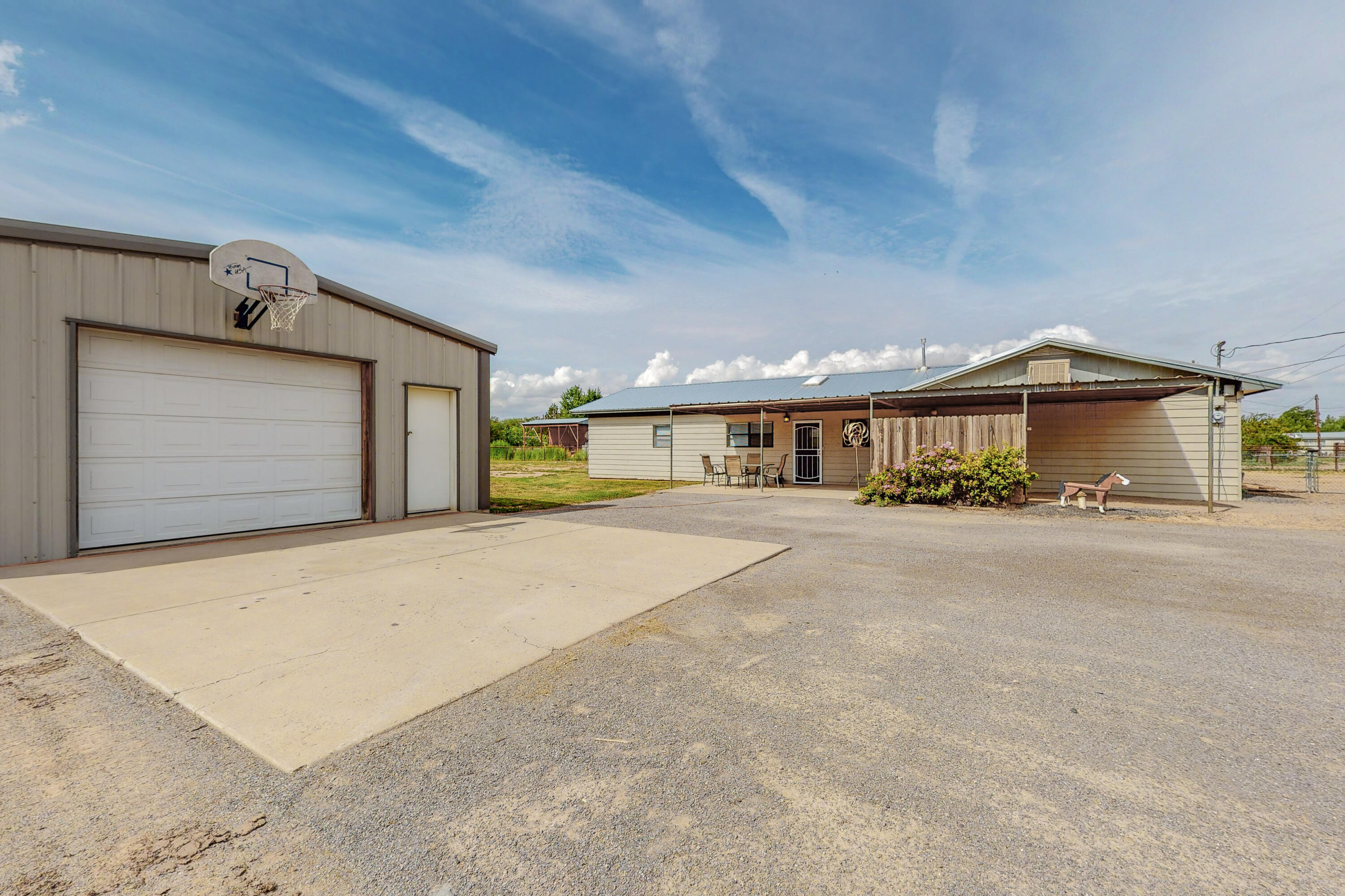 28 BLUE HILL Road
