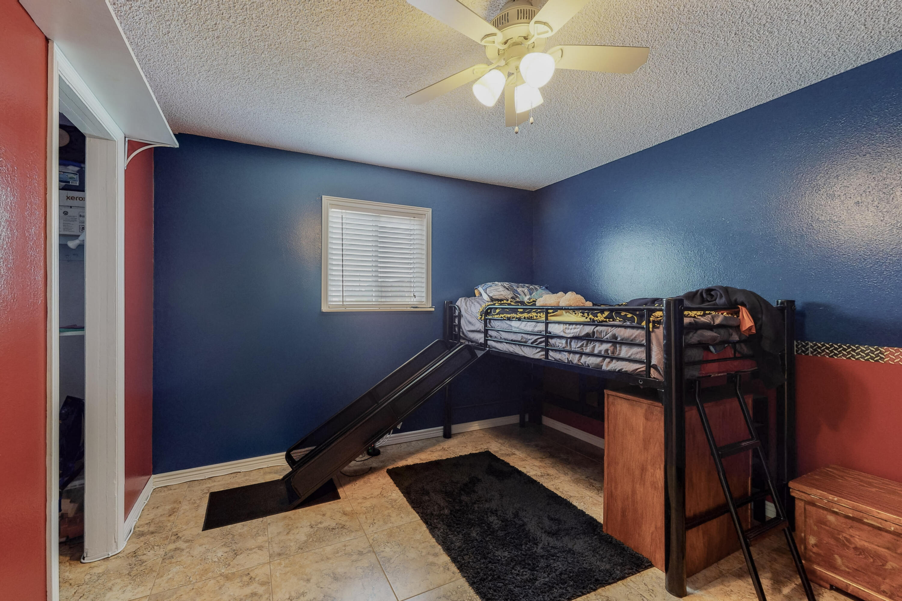 28 BLUE HILL Road