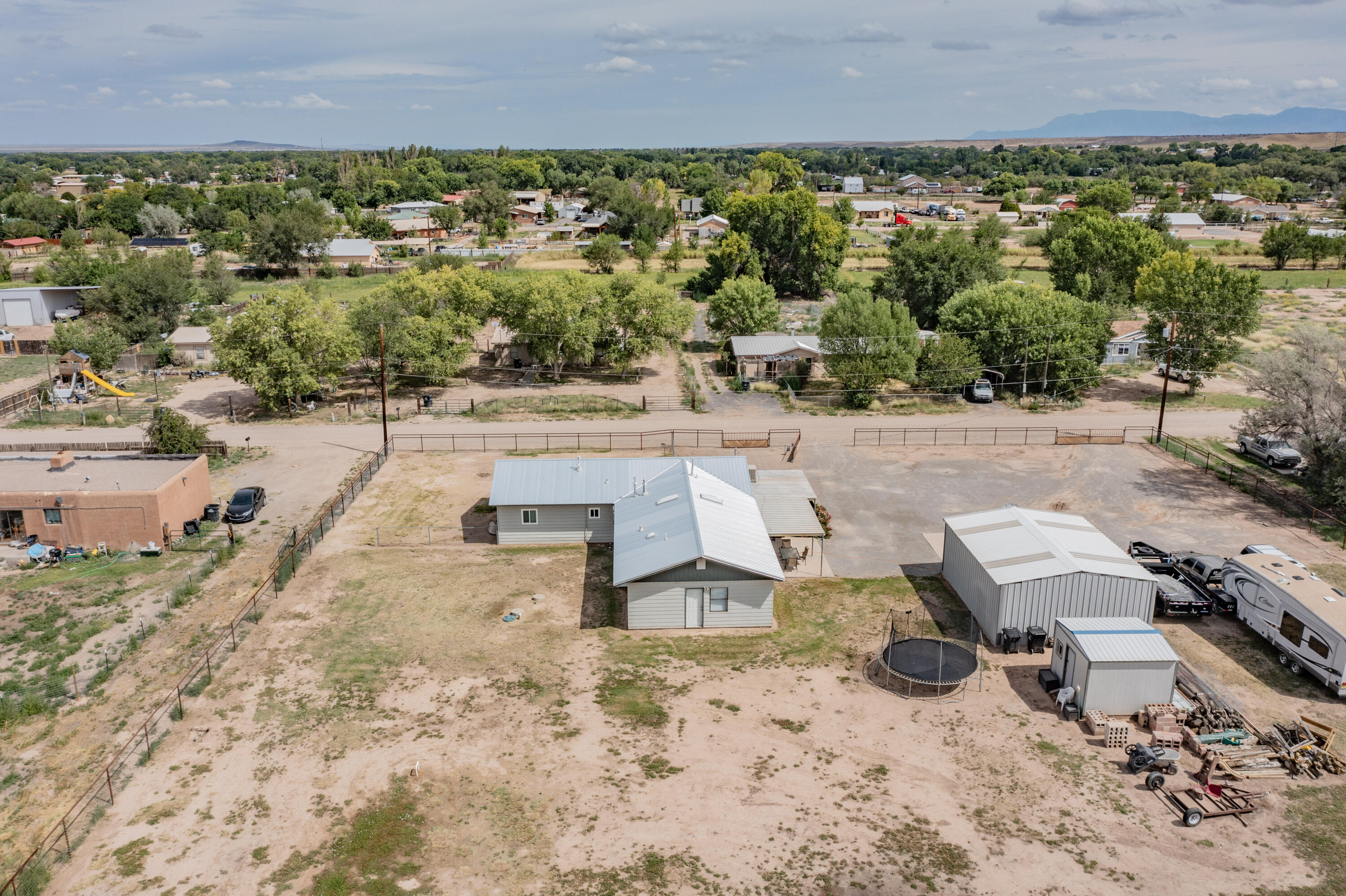 28 BLUE HILL Road