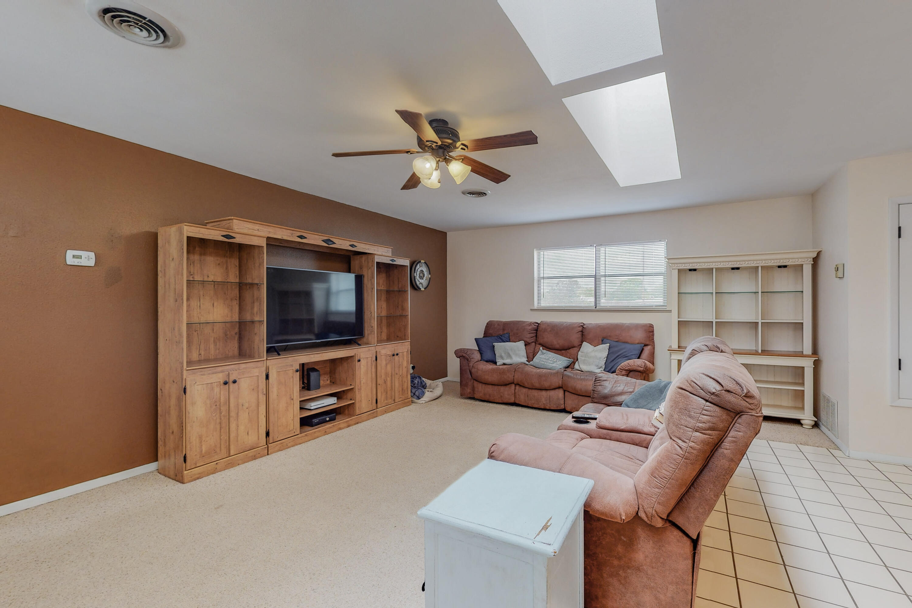 28 BLUE HILL Road