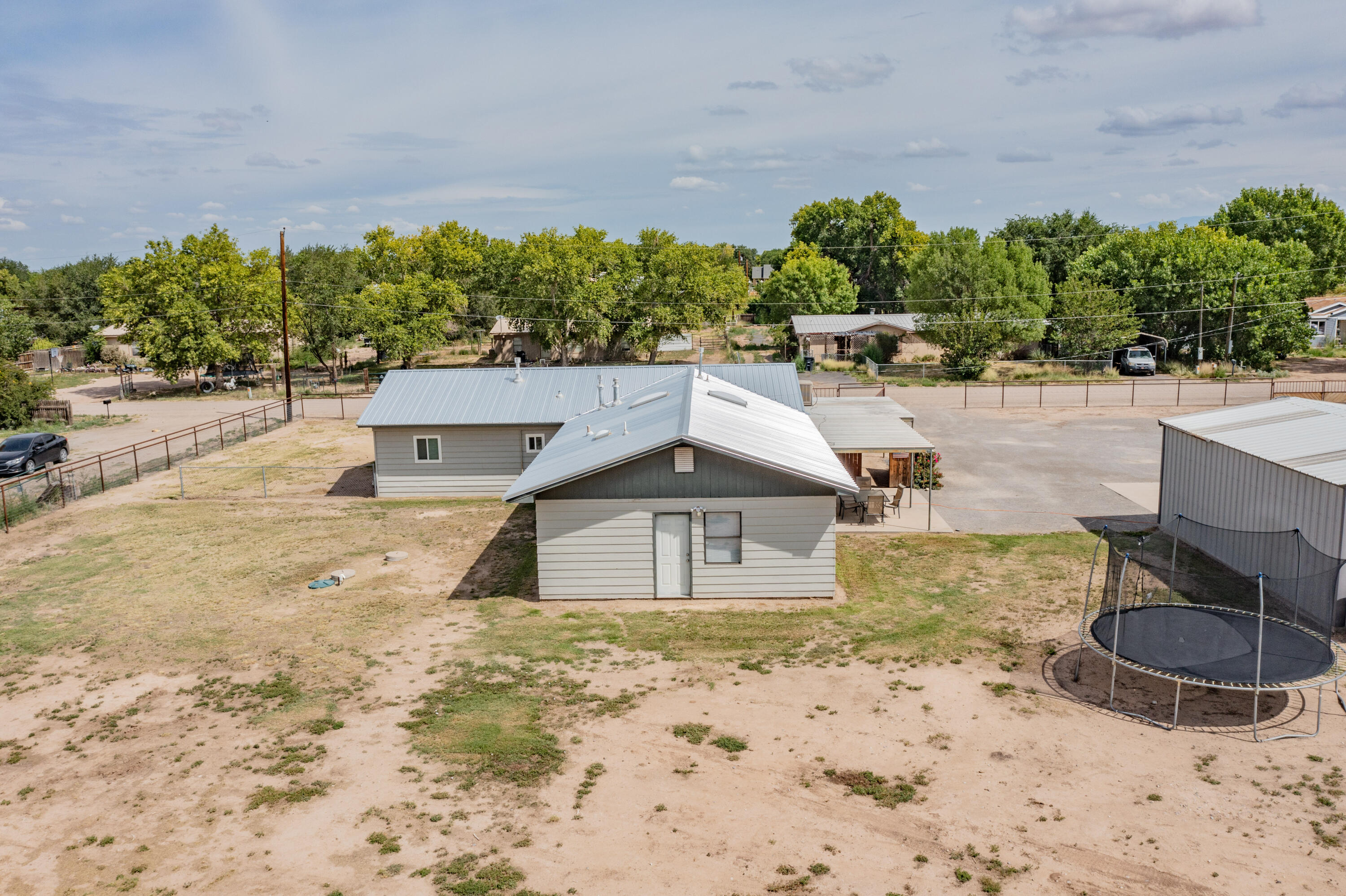 28 BLUE HILL Road