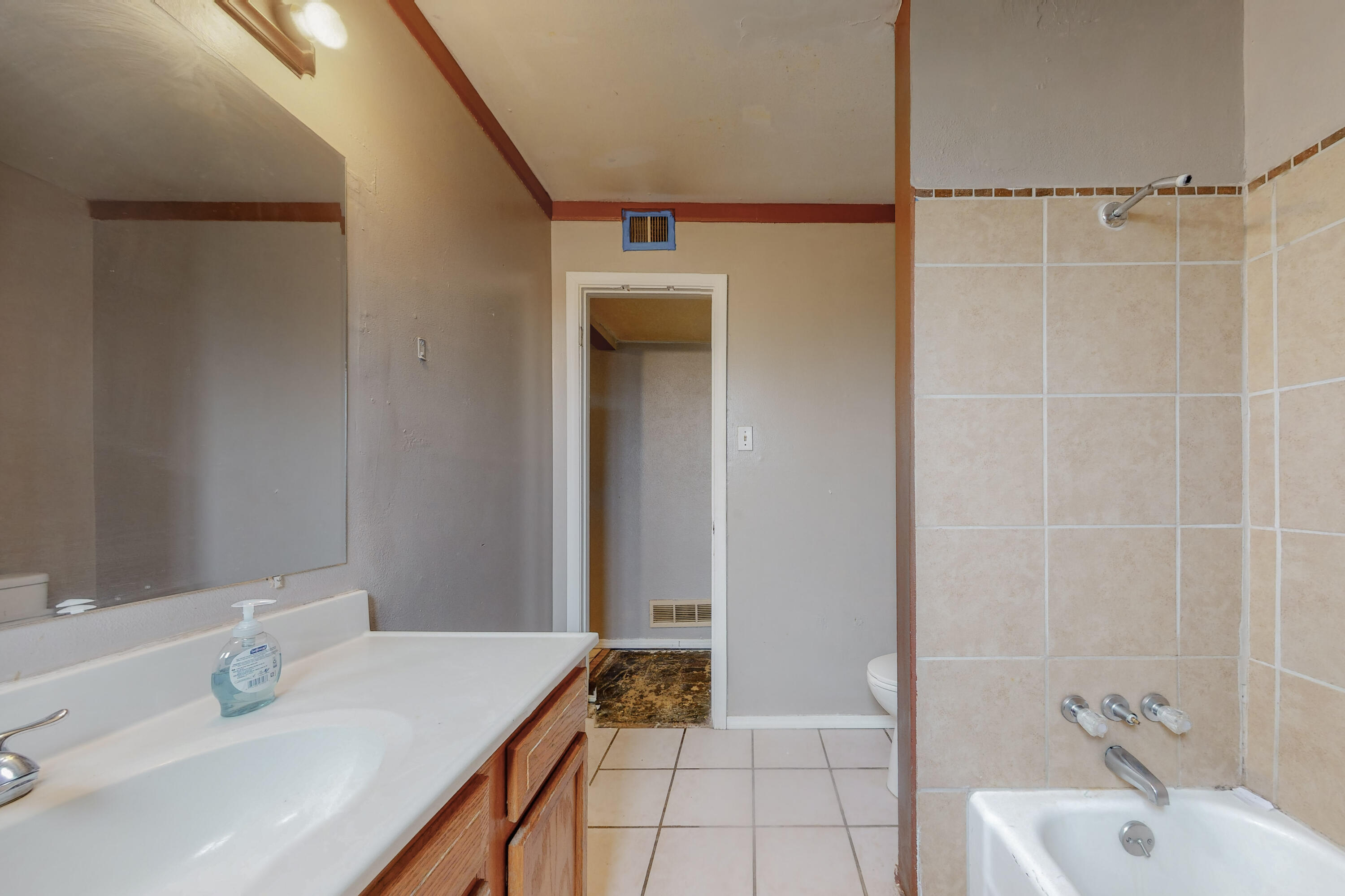 833 LOMA HERMOSA Drive NW