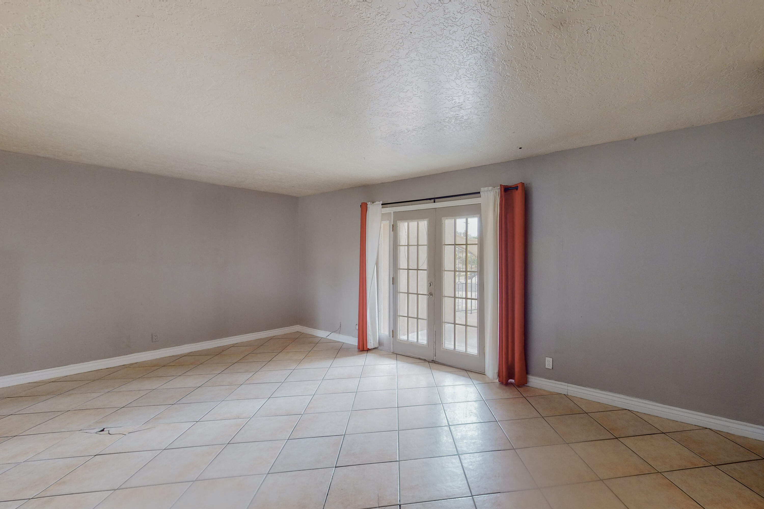 833 LOMA HERMOSA Drive NW
