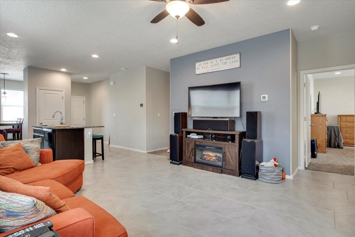 1805 Valle Vista Road NW
