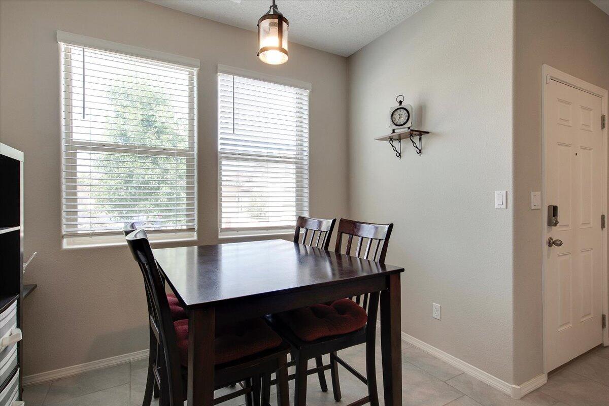 1805 Valle Vista Road NW