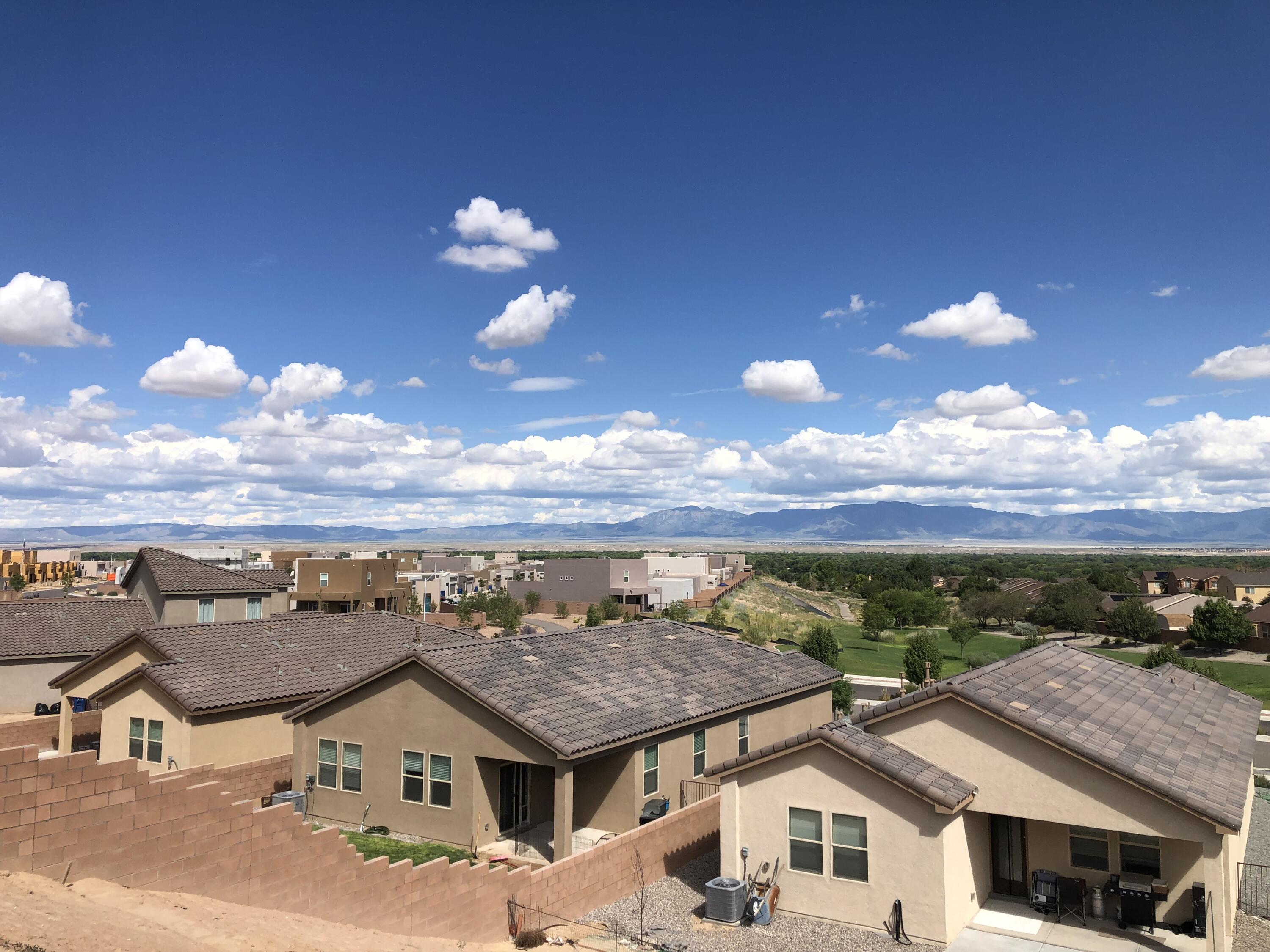 1805 Valle Vista Road NW