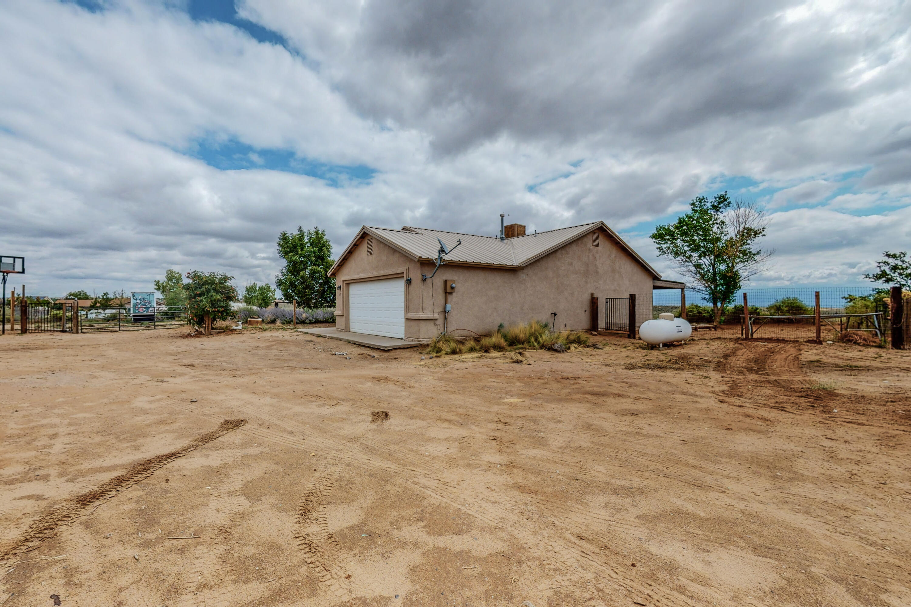 917 JACINTO Road SW