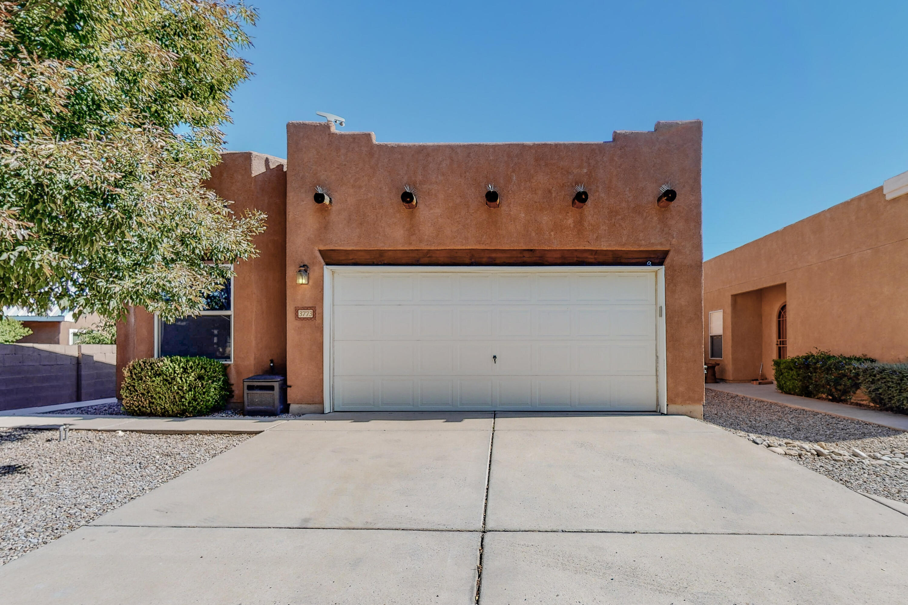 3773 Candelarias Lane NW