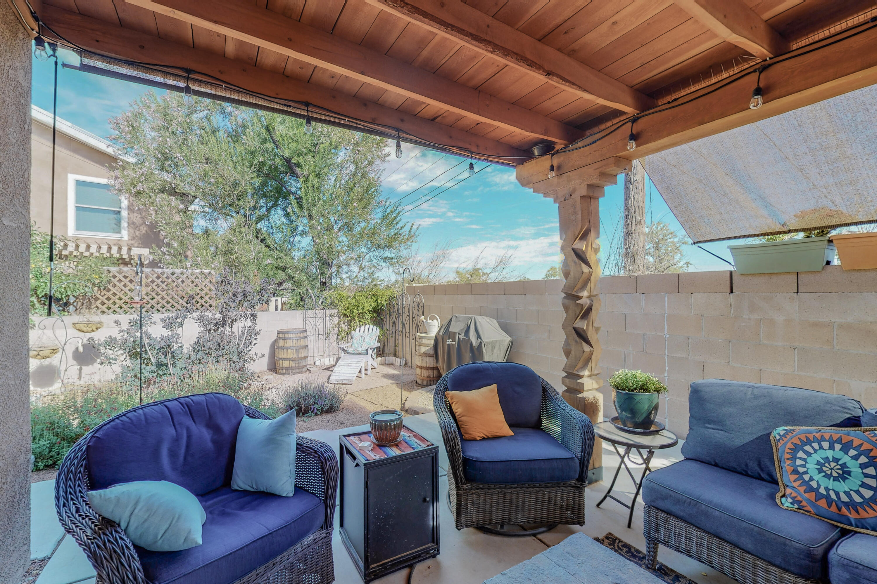 3773 Candelarias Lane NW