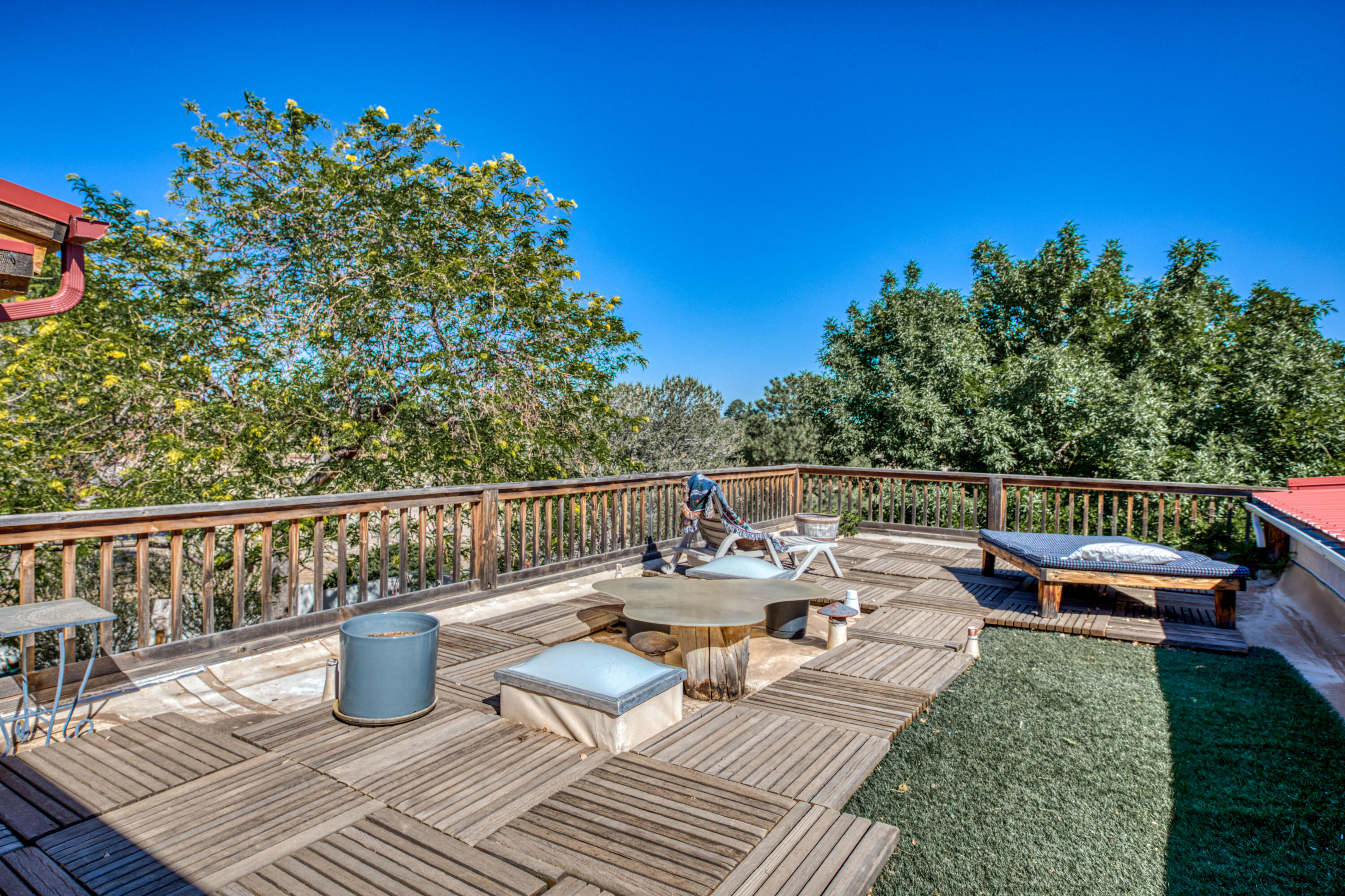 5039 JUSTIN Drive NW