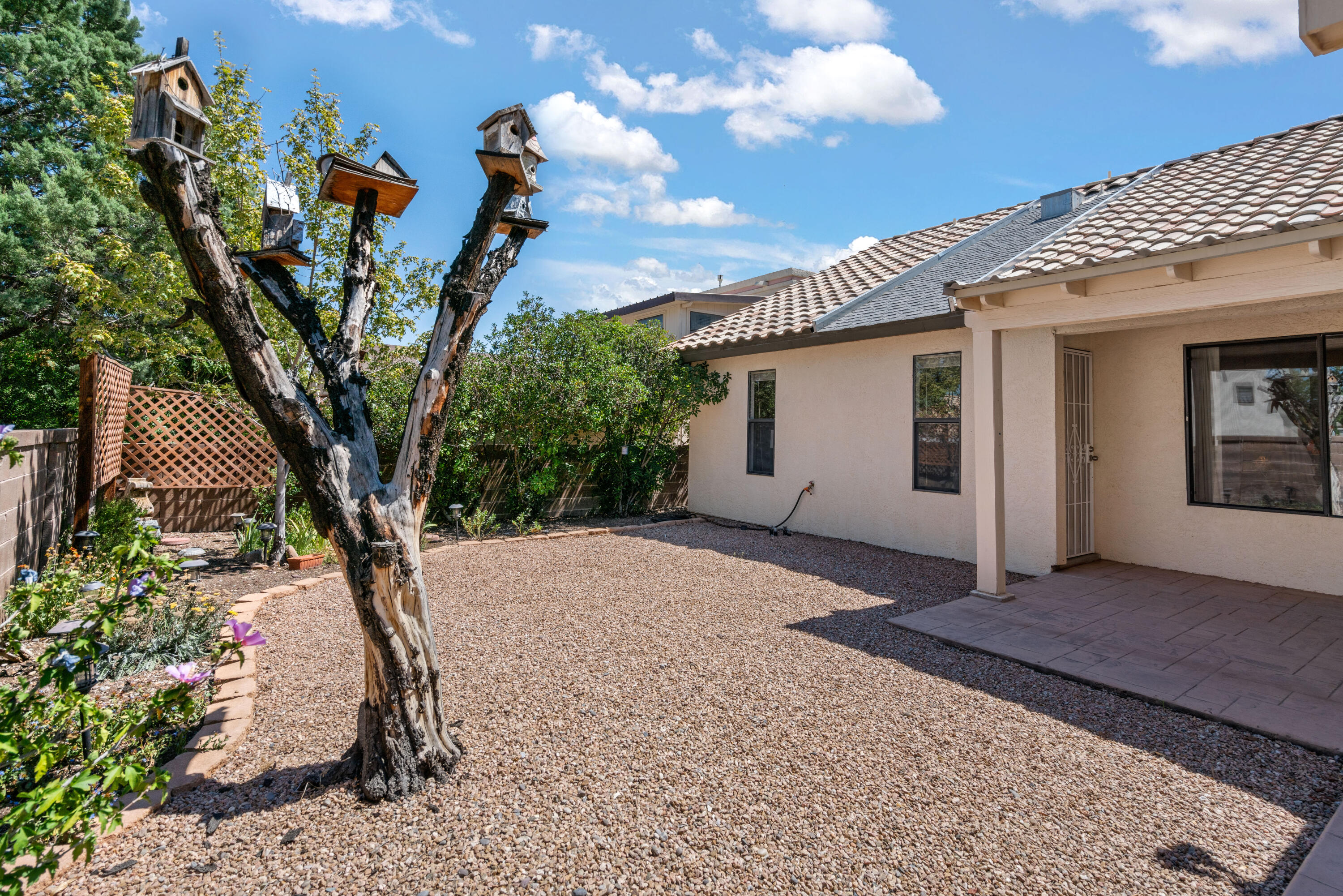 7405 MESQUITE WOOD Drive NW