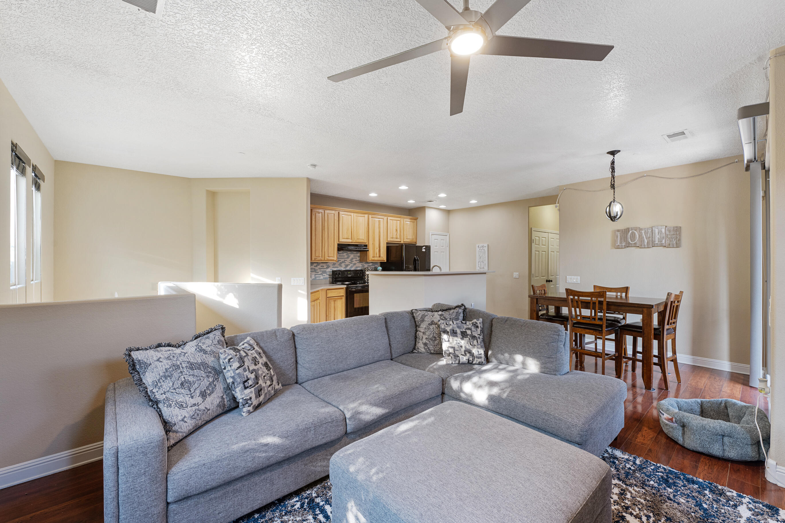 601 Menaul Boulevard Boulevard NE Unit: 4101