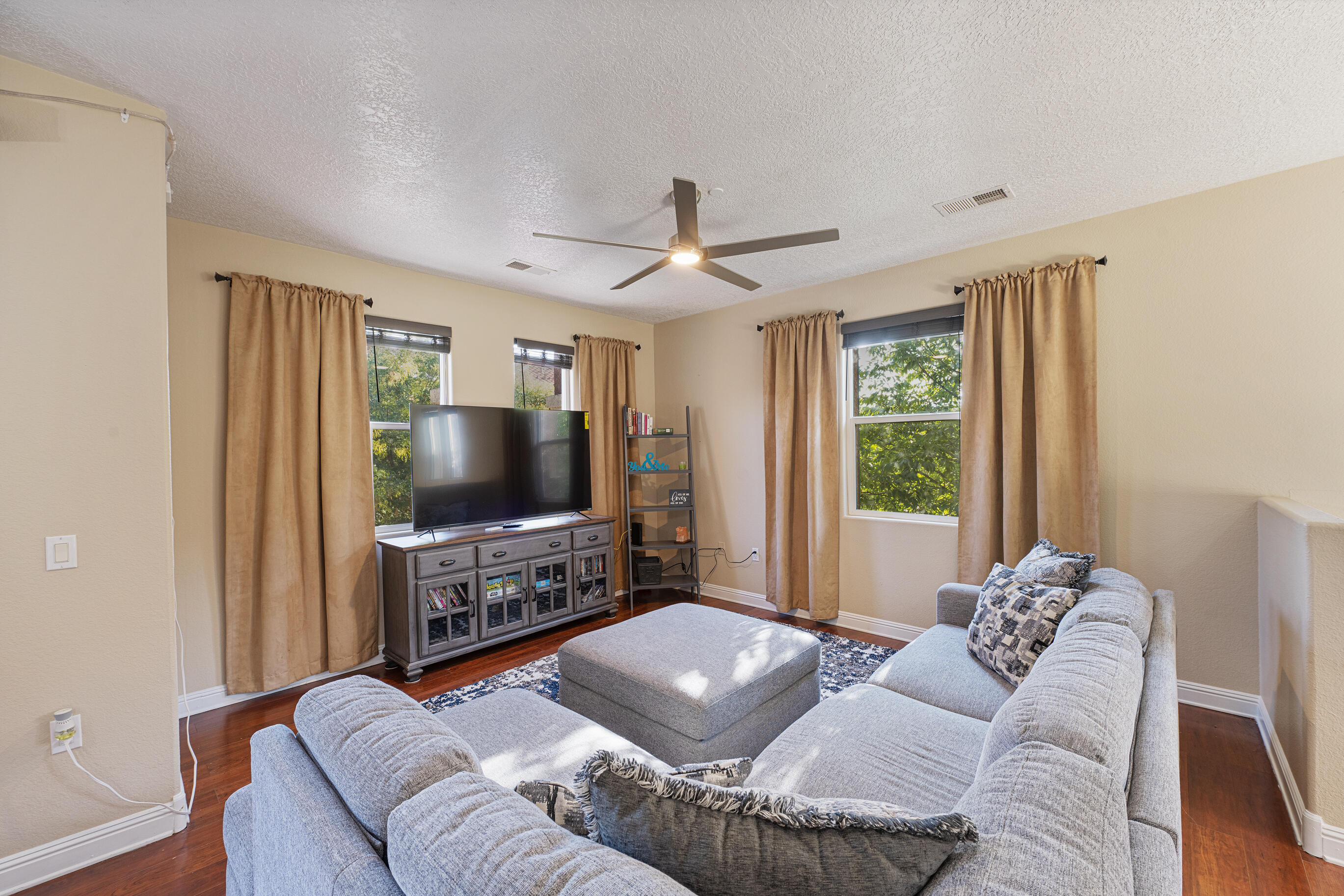 601 Menaul Boulevard Boulevard NE Unit: 4101