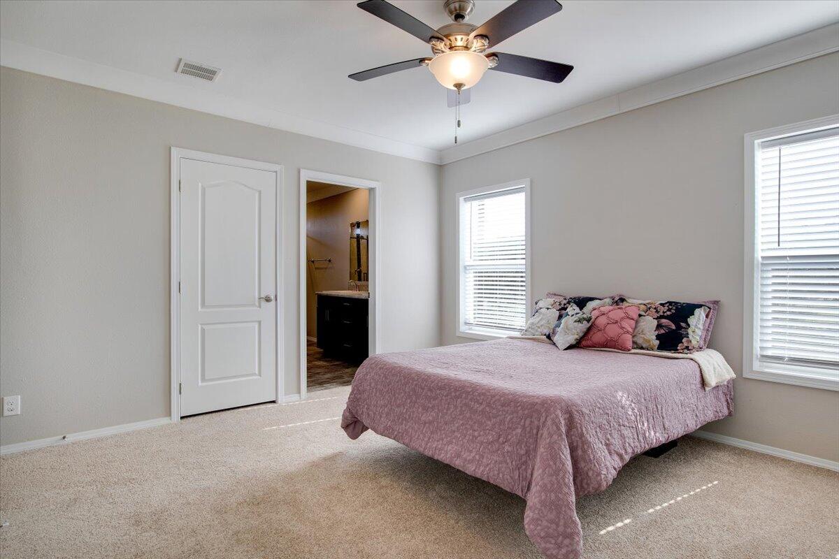 36 Lakeview Drive