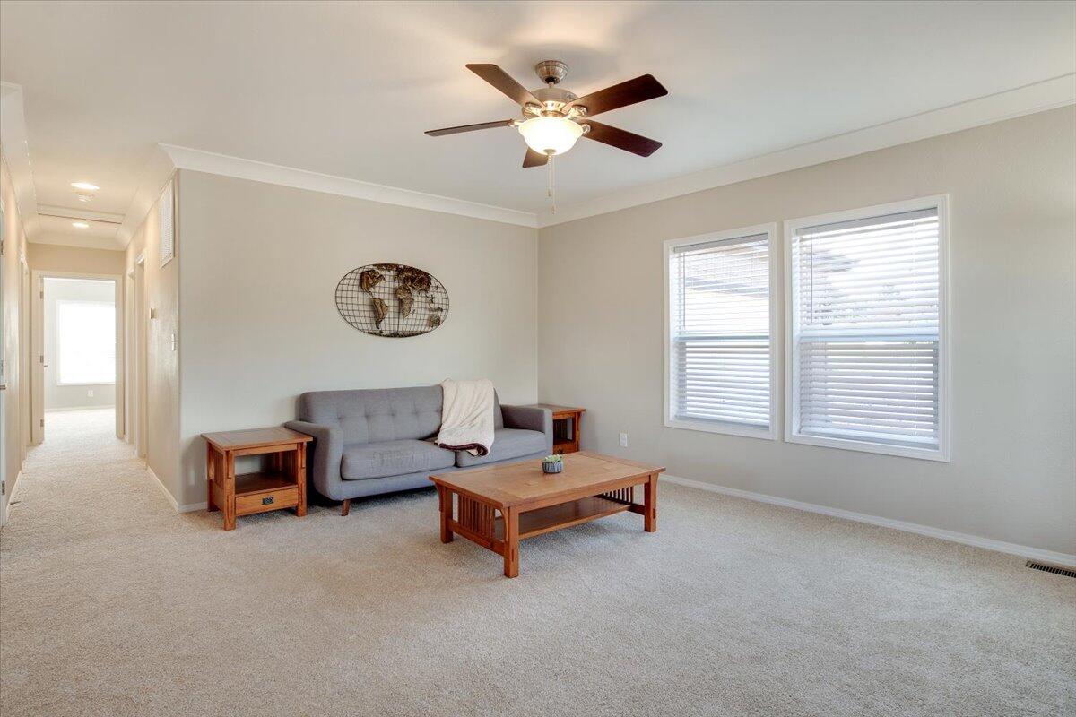 36 Lakeview Drive