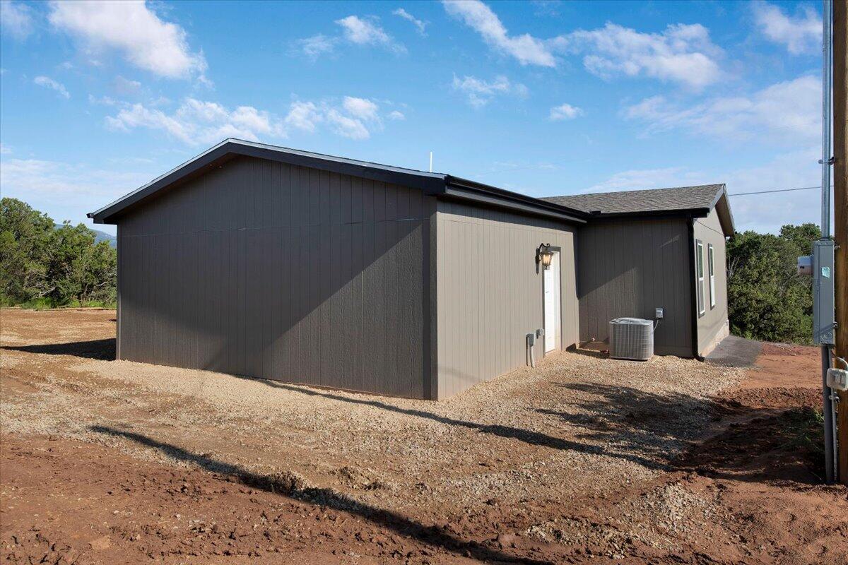 36 Lakeview Drive