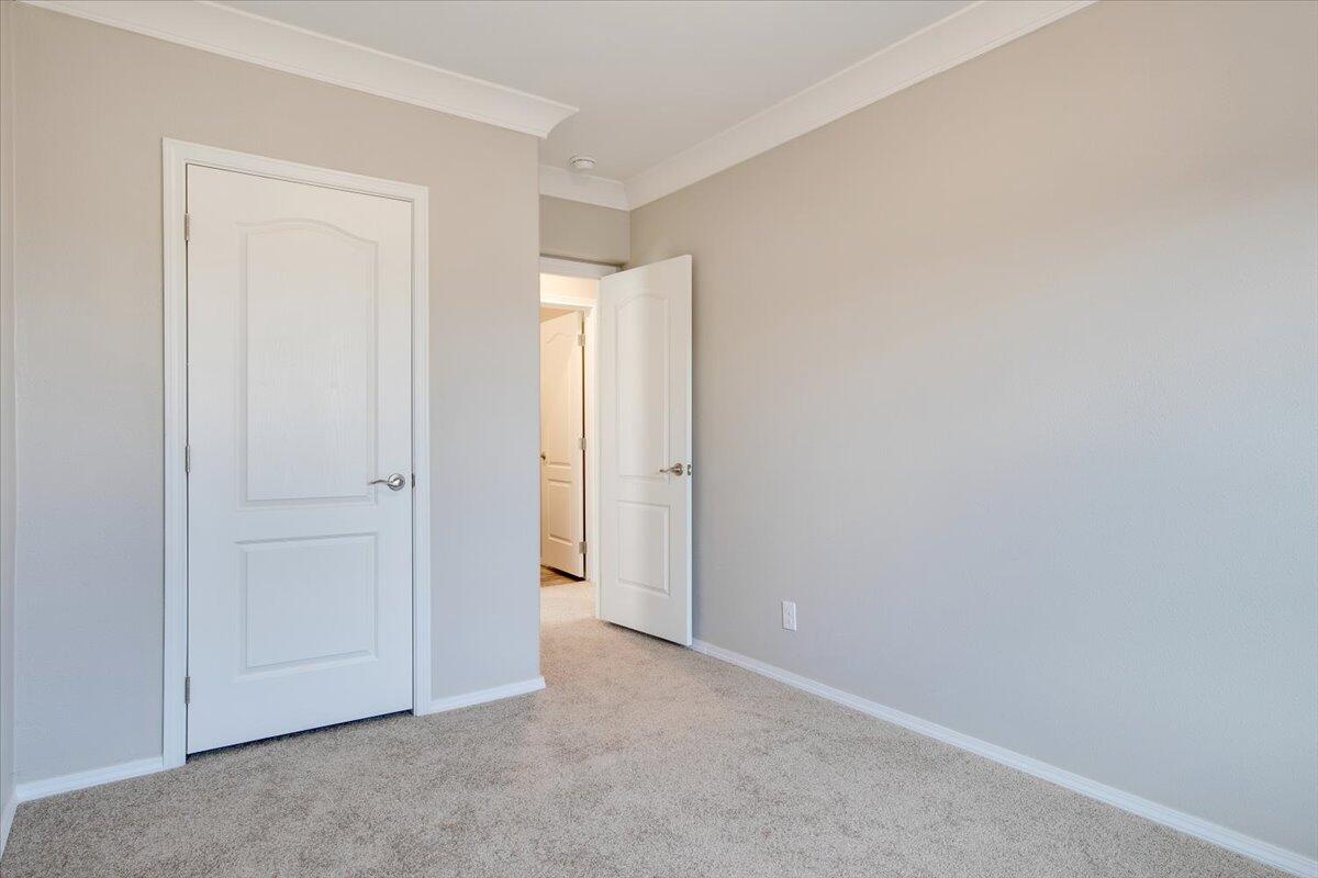 36 Lakeview Drive
