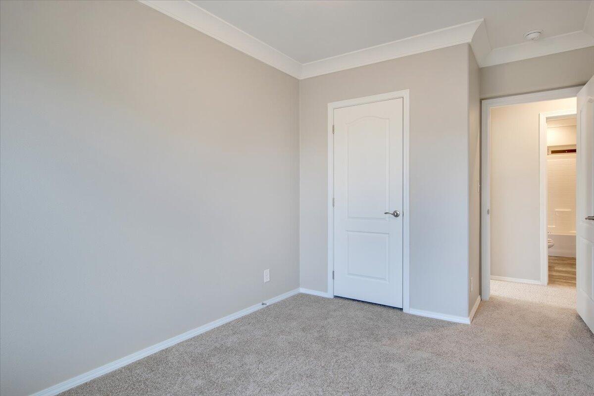 36 Lakeview Drive