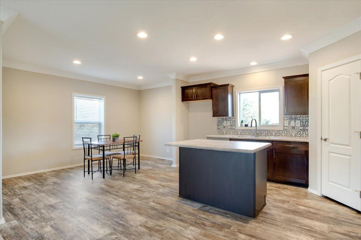 36 Lakeview Drive