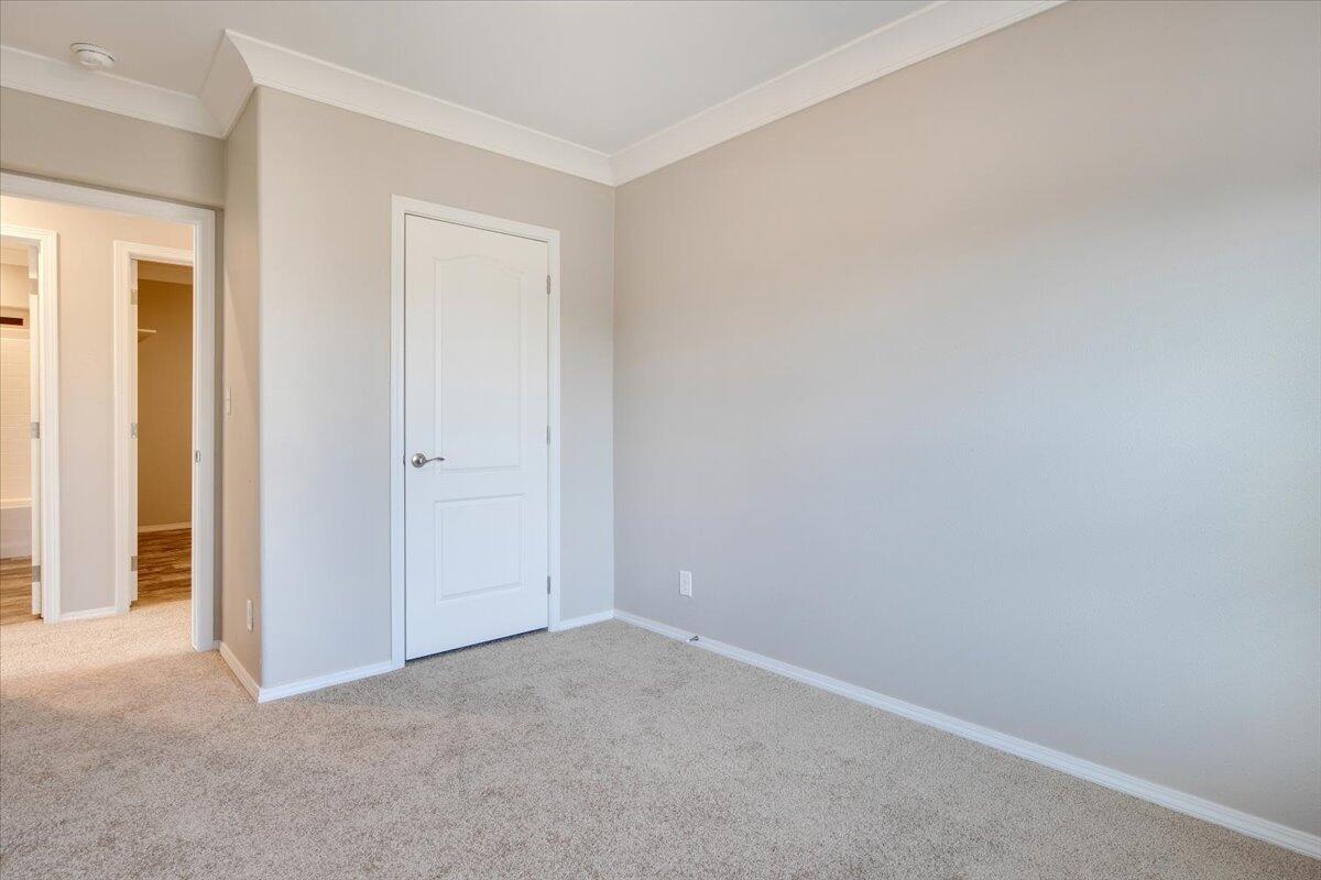 36 Lakeview Drive