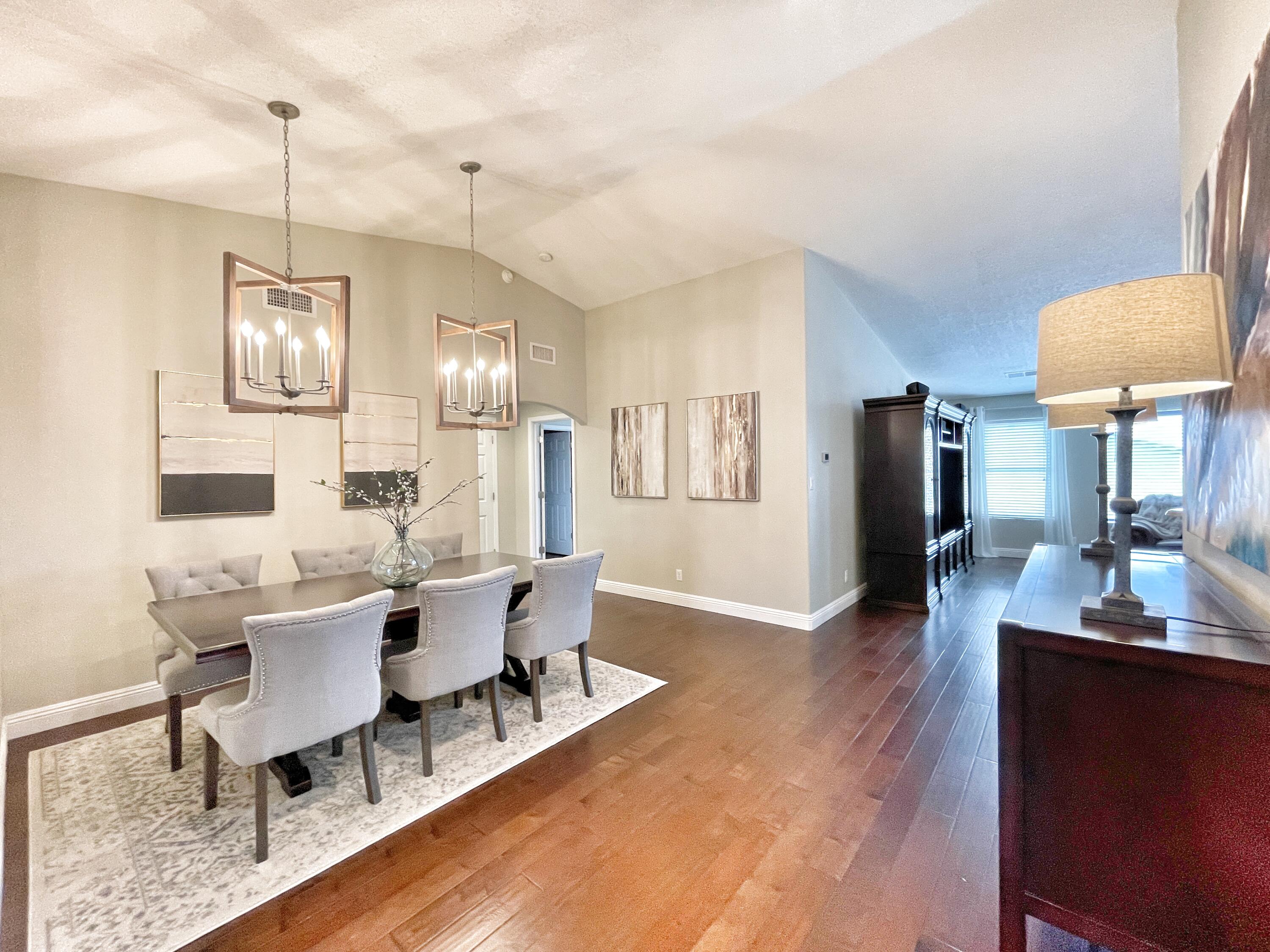 600 8TH Street NE