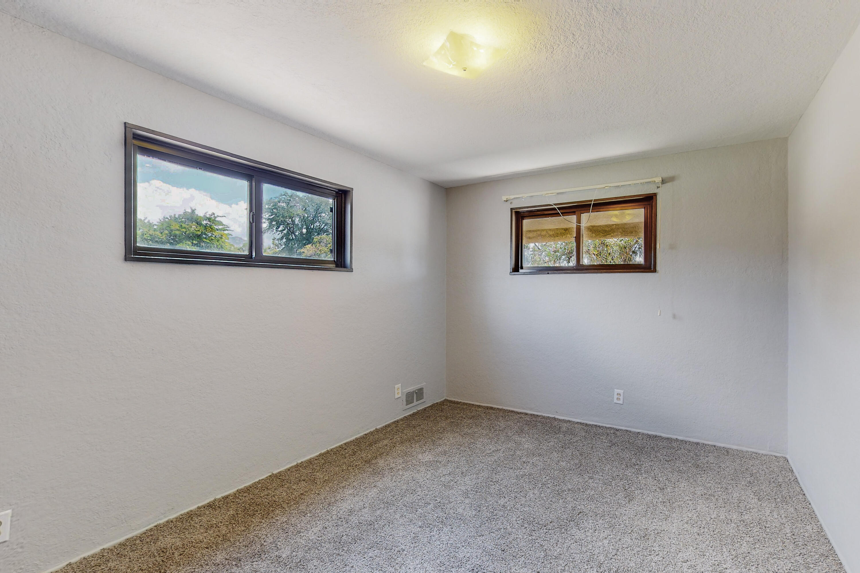 11109 Prospect Avenue NE