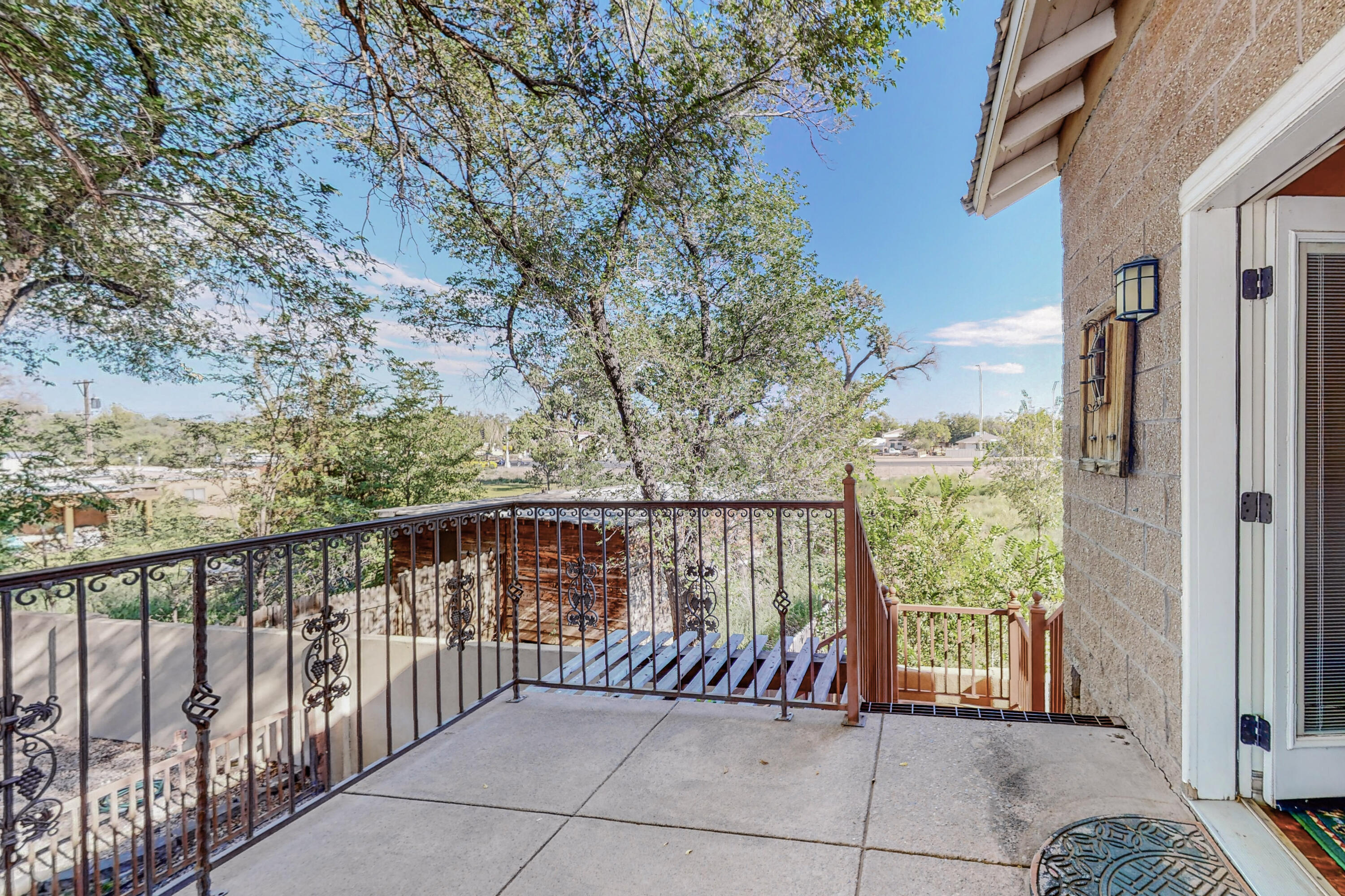 3348 DEL RIO Road SW