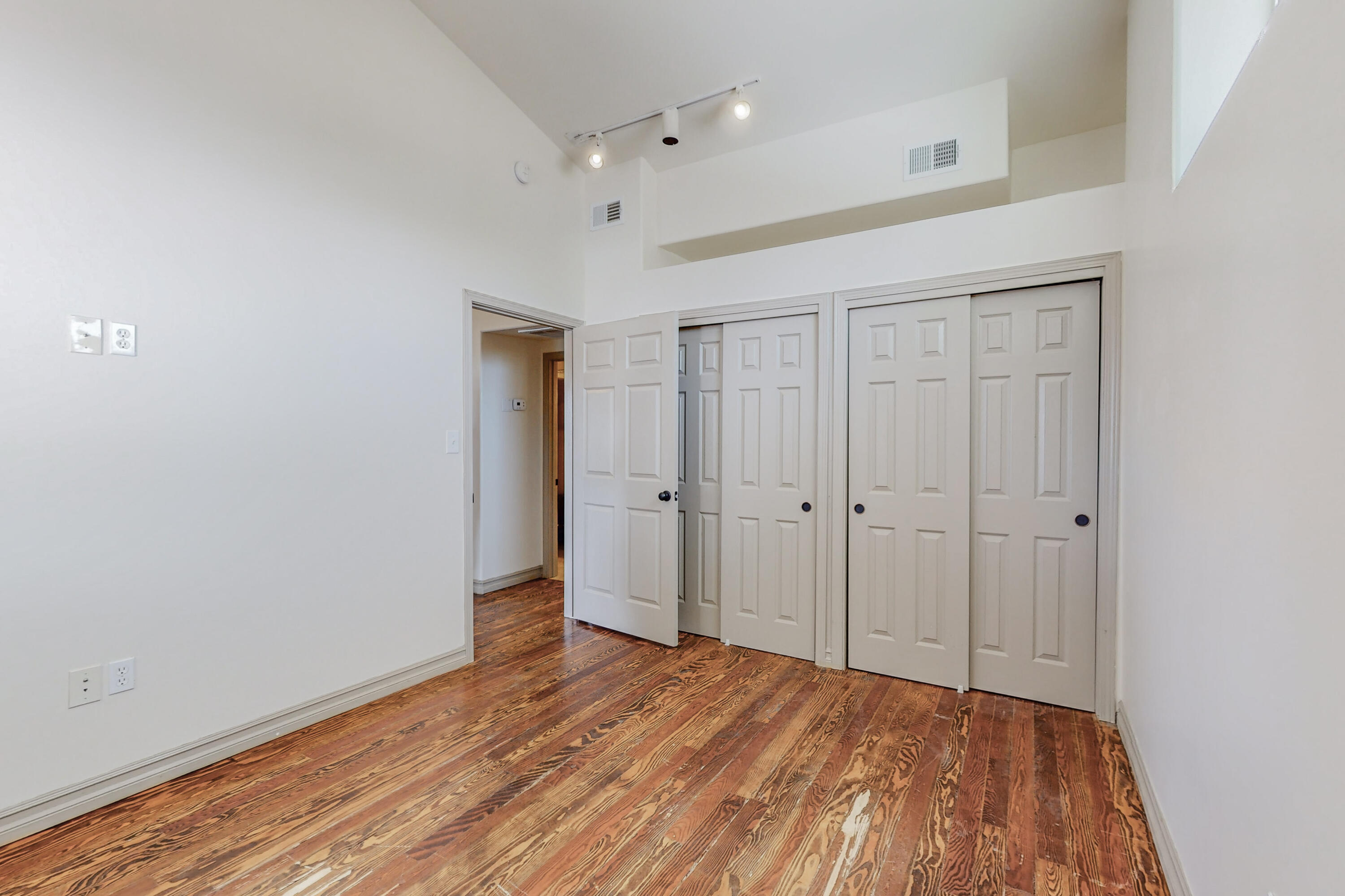 3348 DEL RIO Road SW