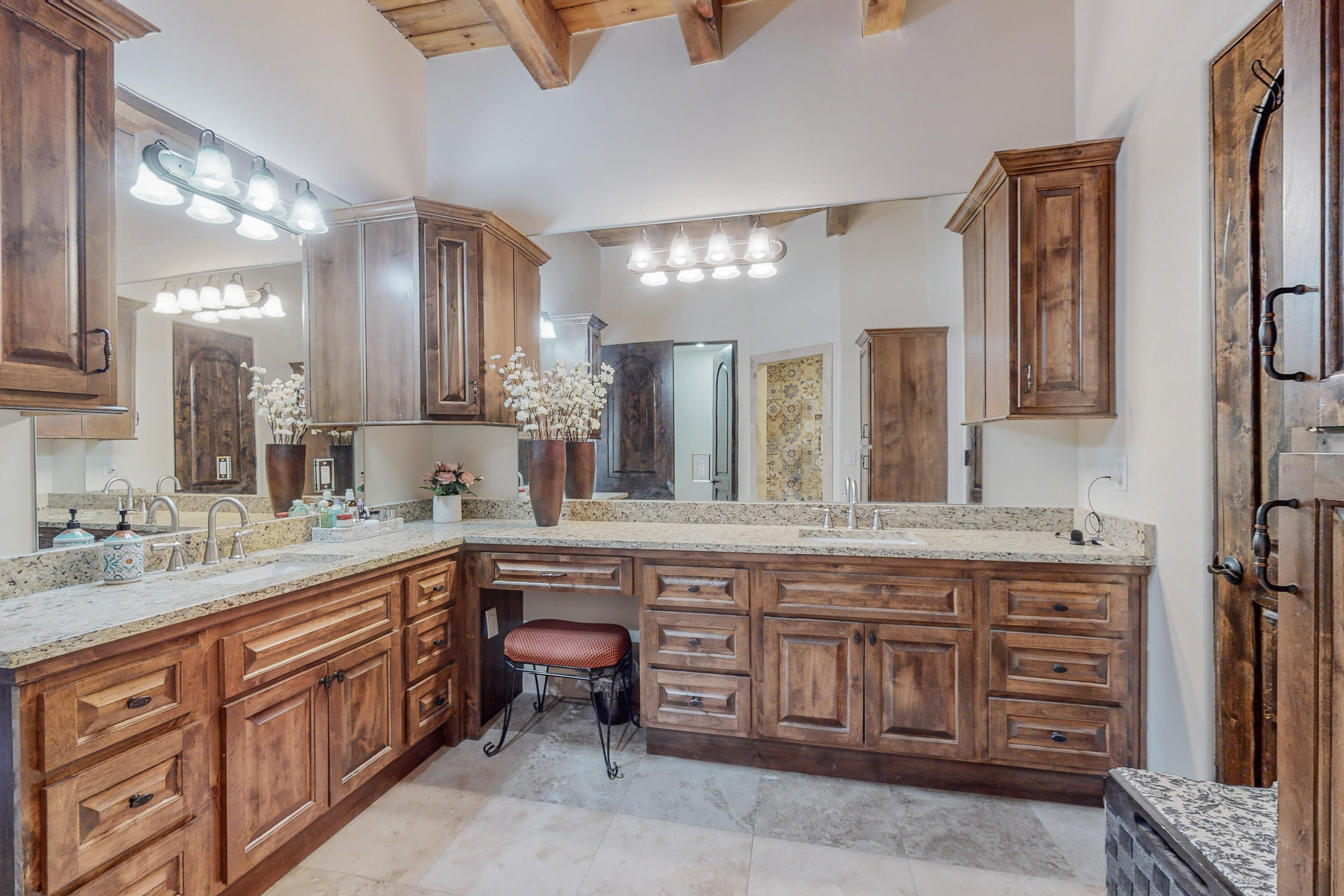 3348 DEL RIO Road SW