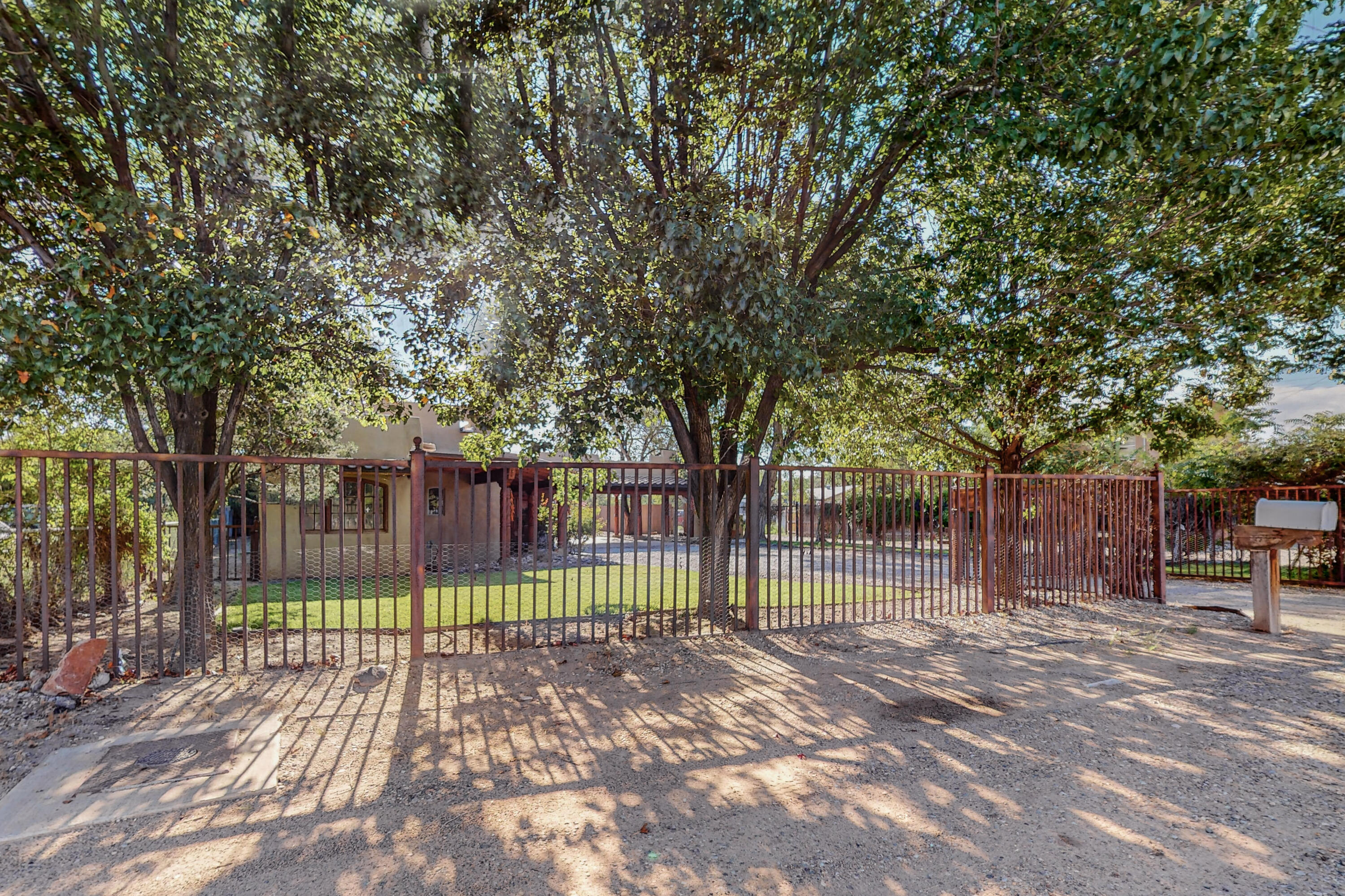 3348 DEL RIO Road SW