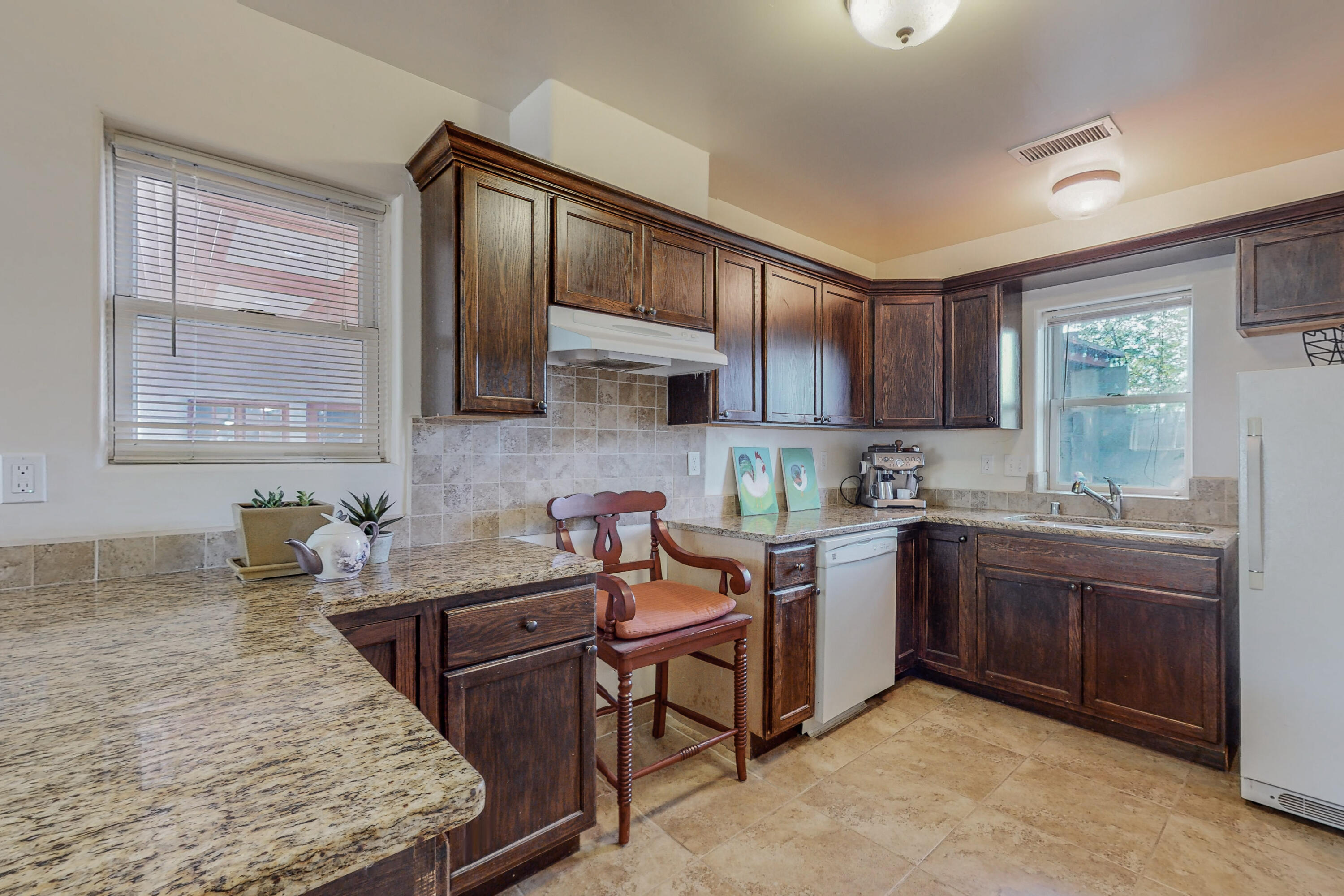 3348 DEL RIO Road SW