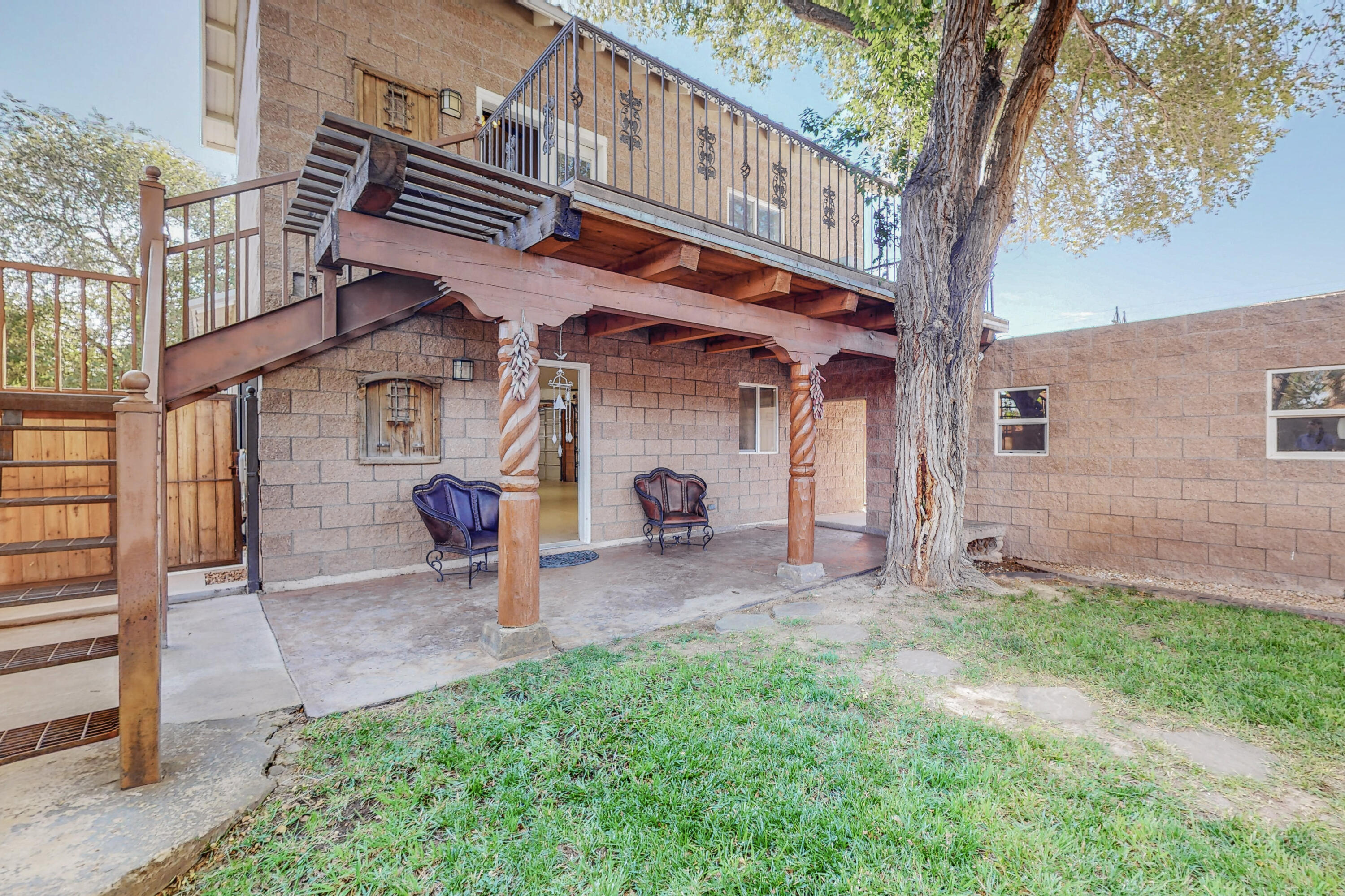 3348 DEL RIO Road SW
