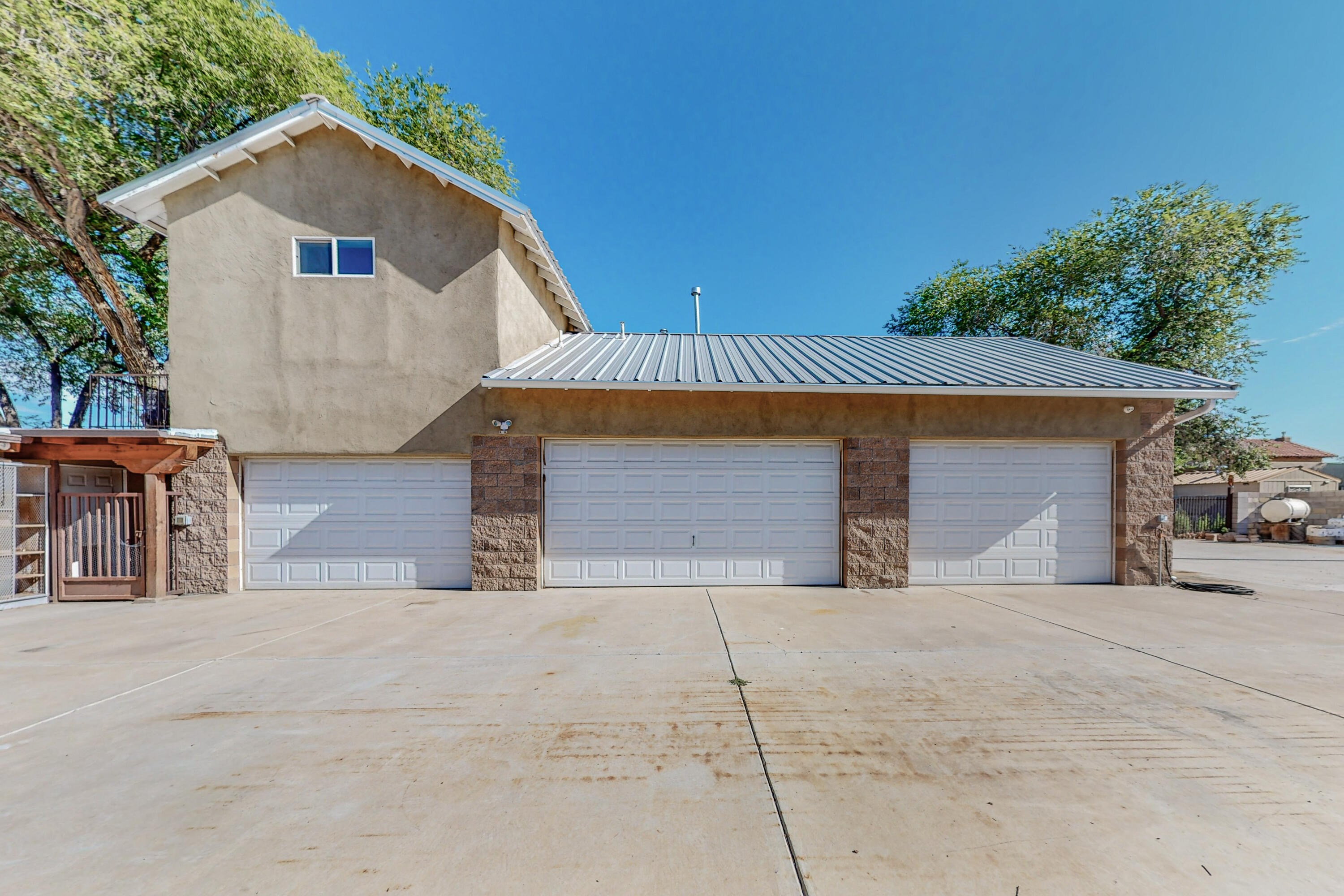 3348 DEL RIO Road SW