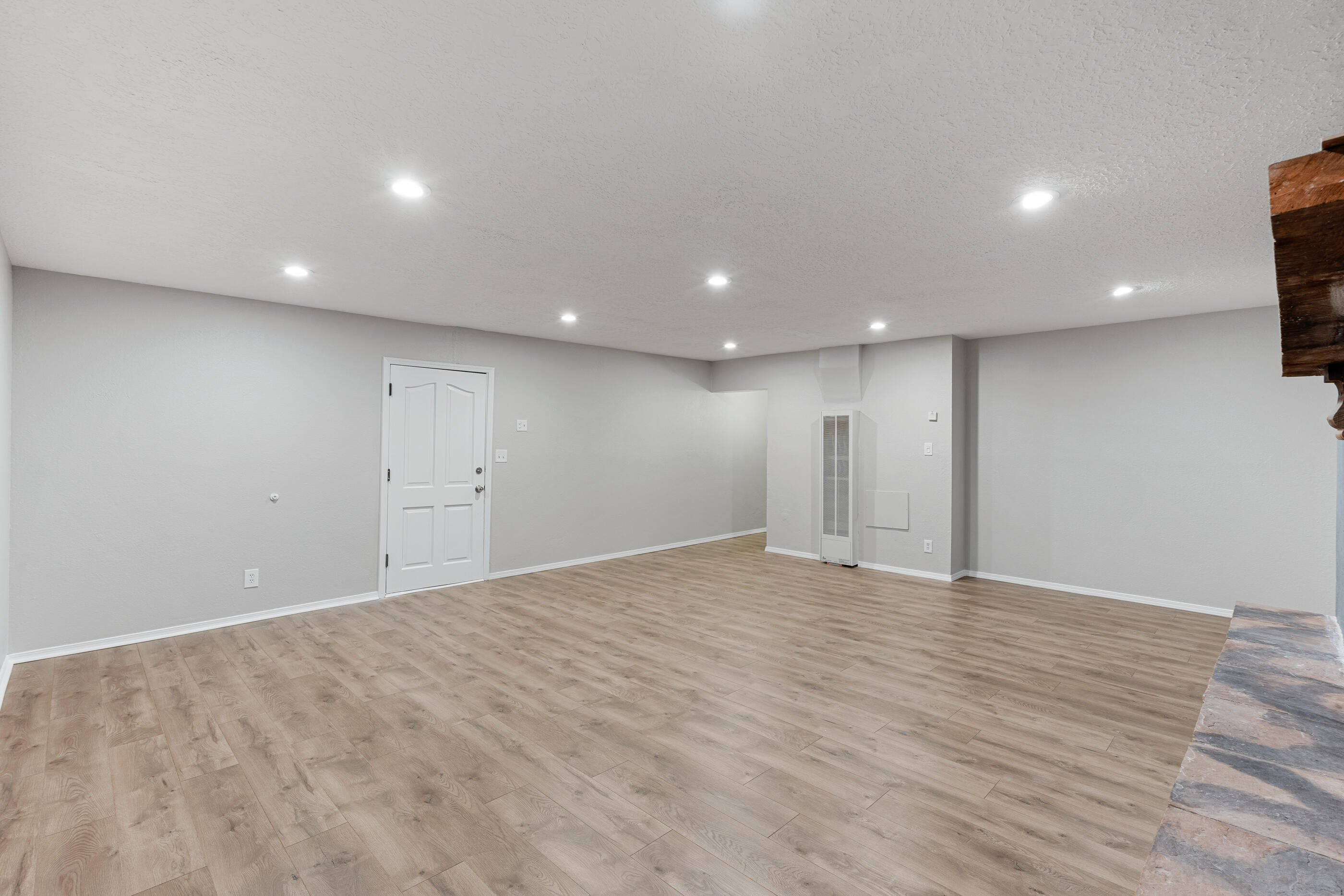 308 65TH Street SW