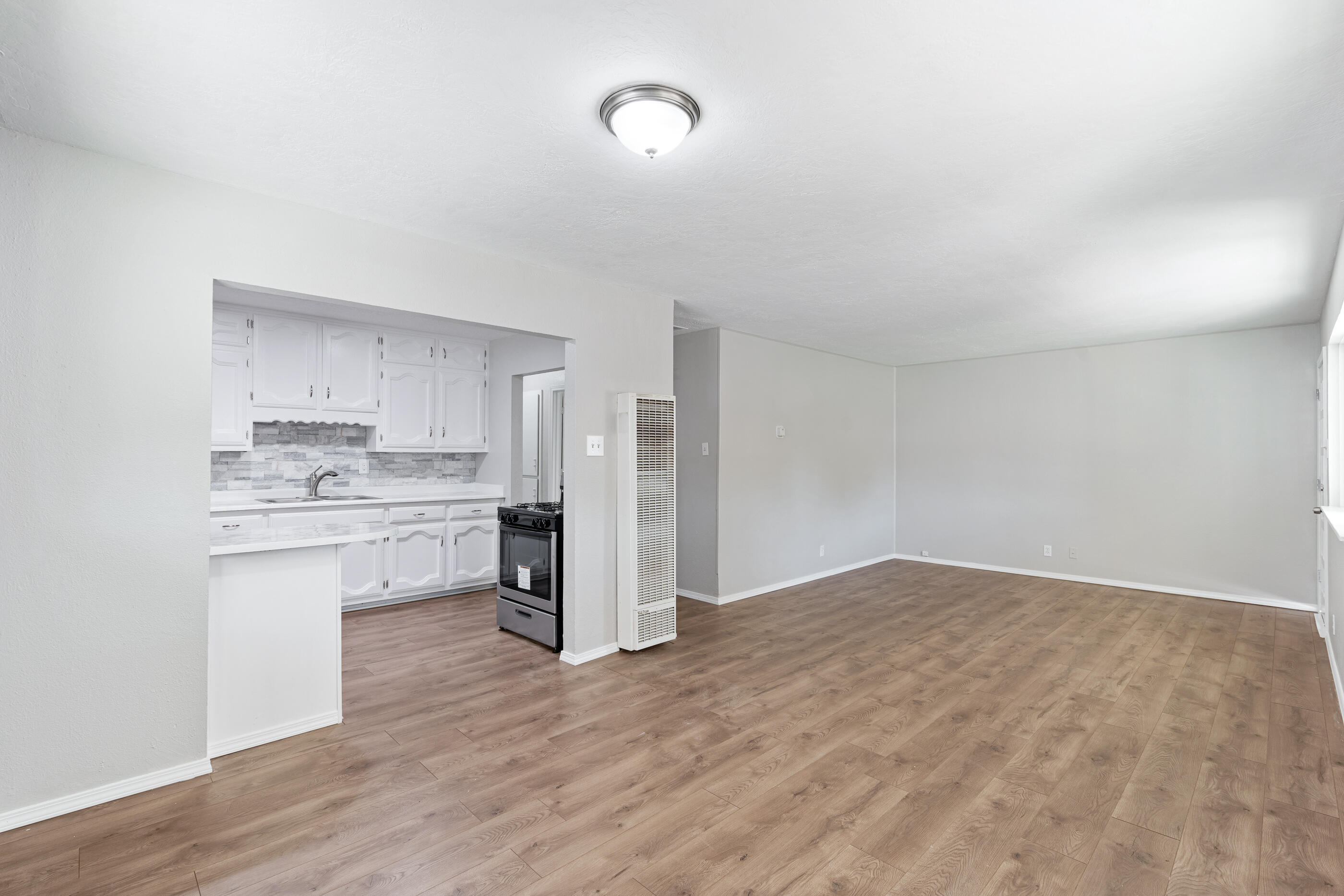 308 65TH Street SW