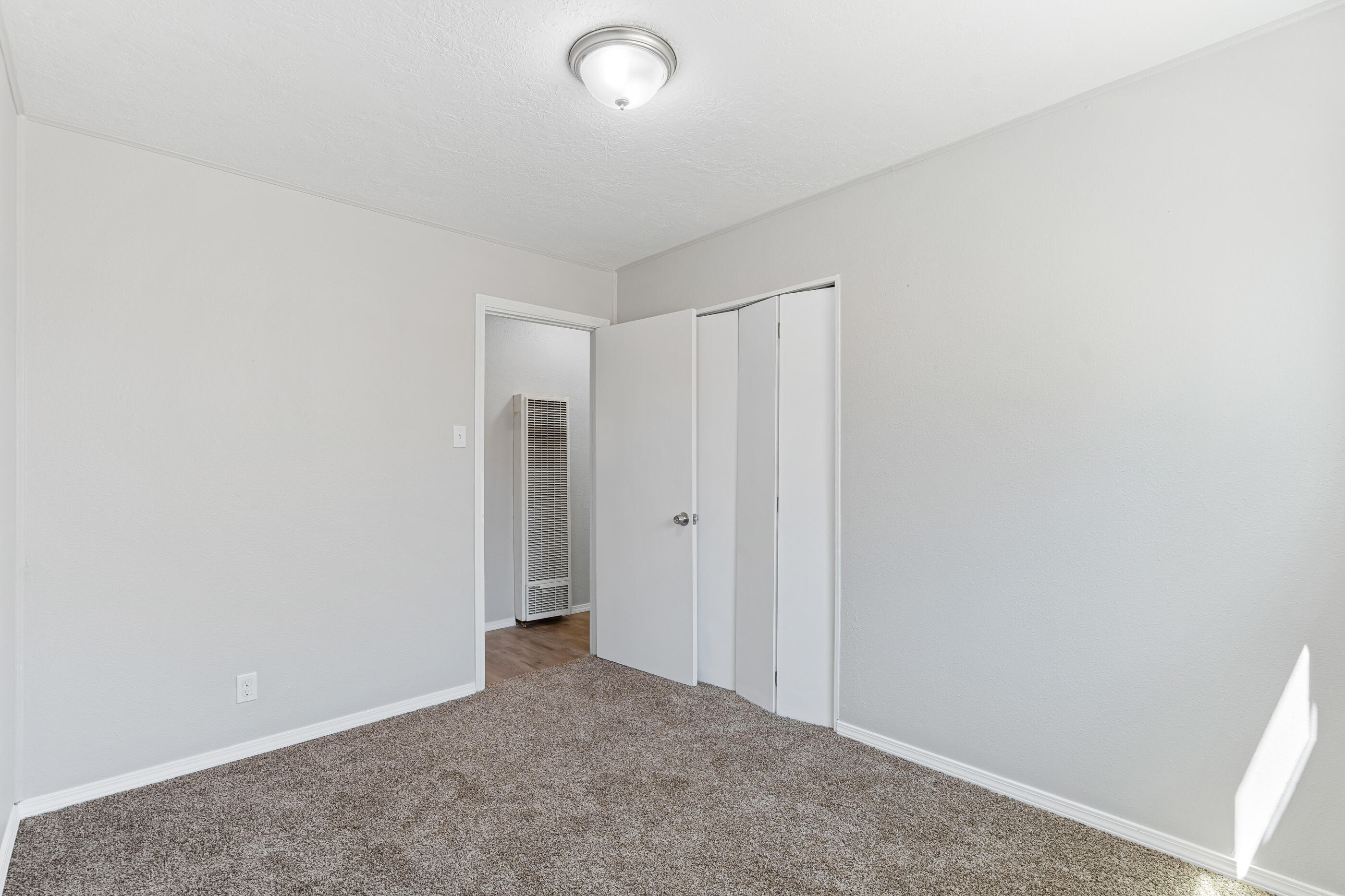 308 65TH Street SW