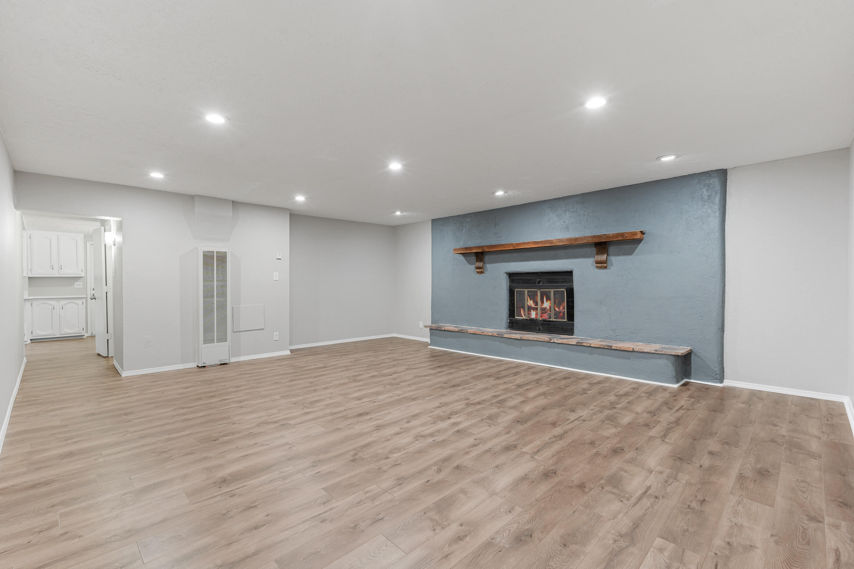 308 65TH Street SW