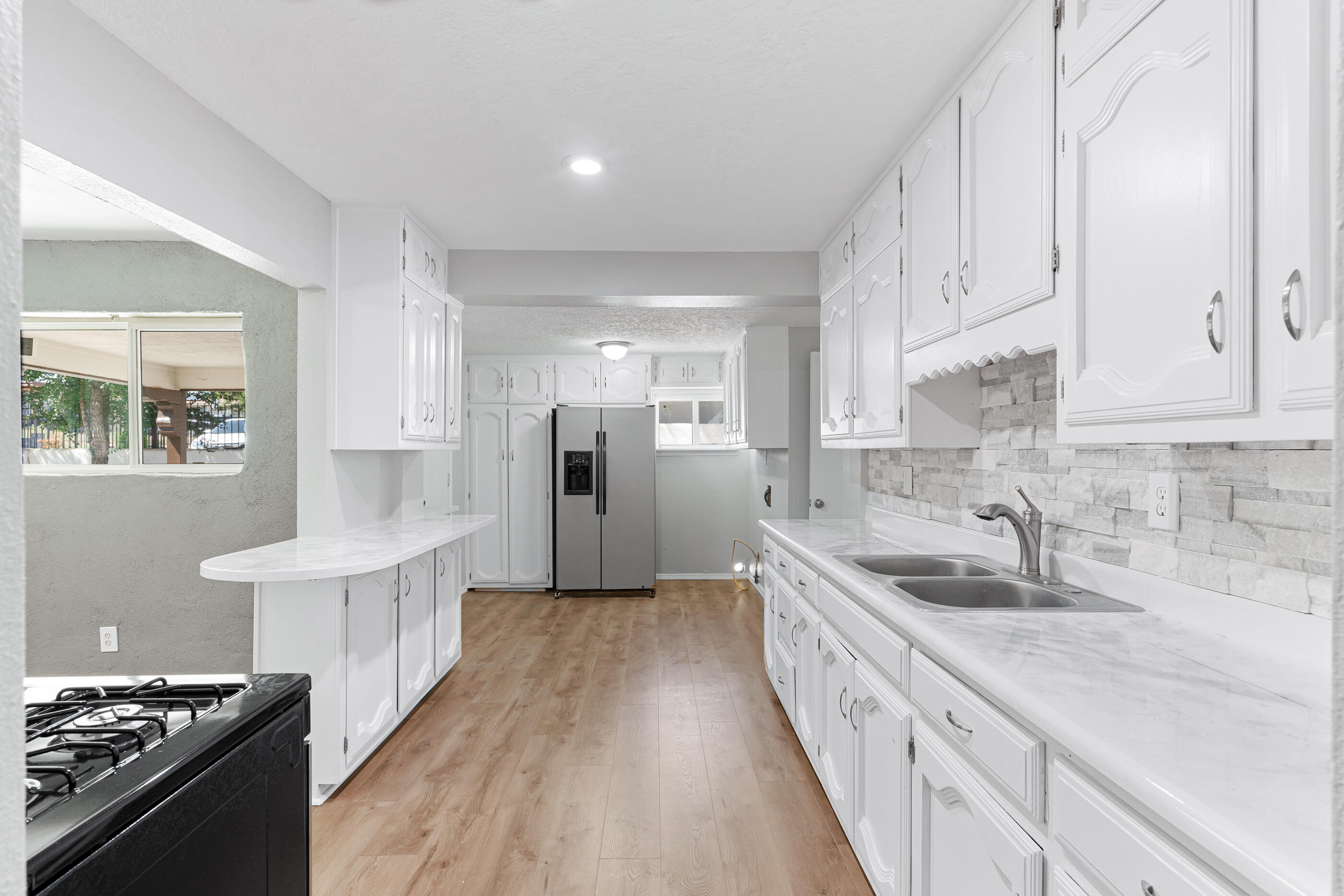 308 65TH Street SW