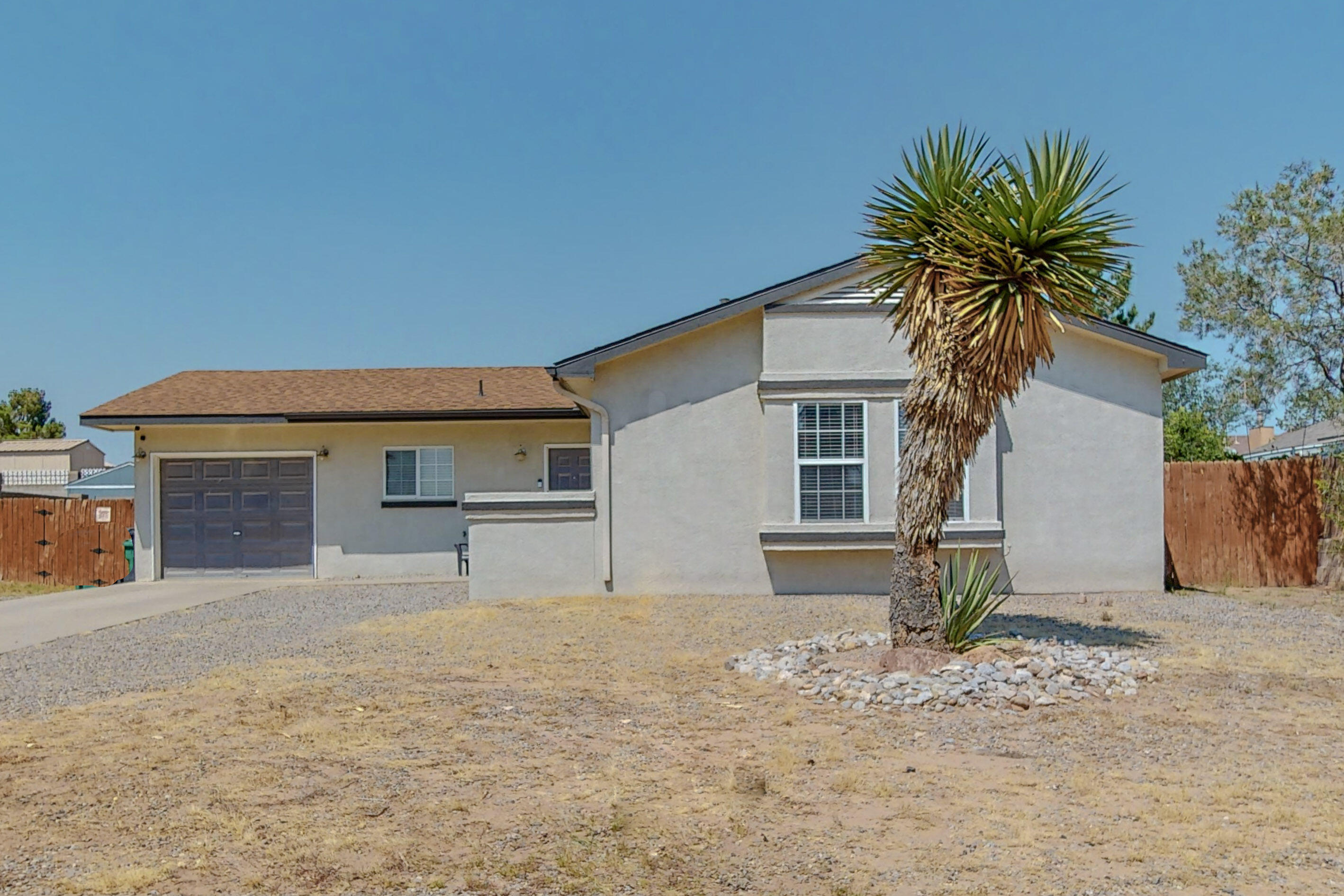7405 ALDAN Drive NE