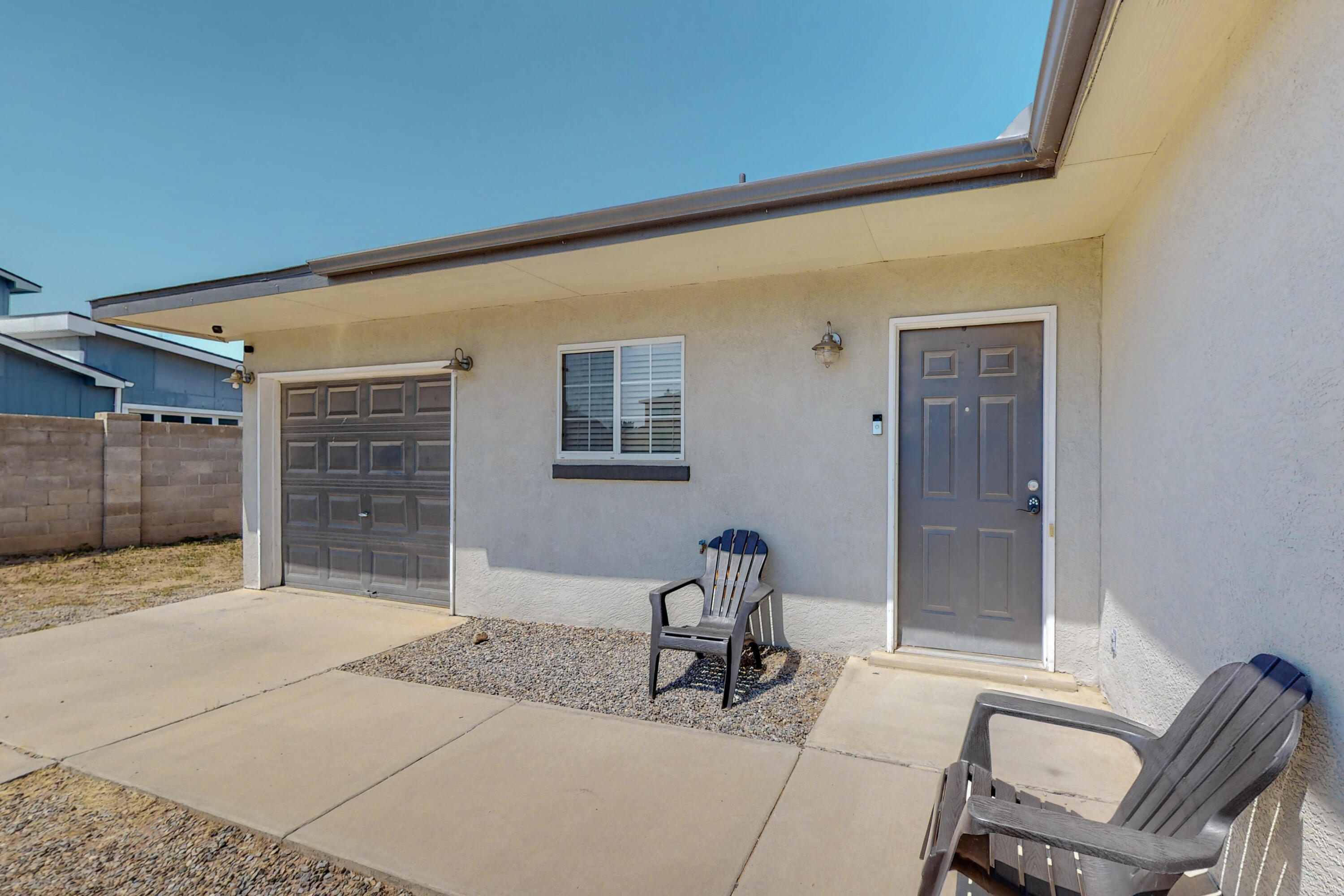 7405 ALDAN Drive NE
