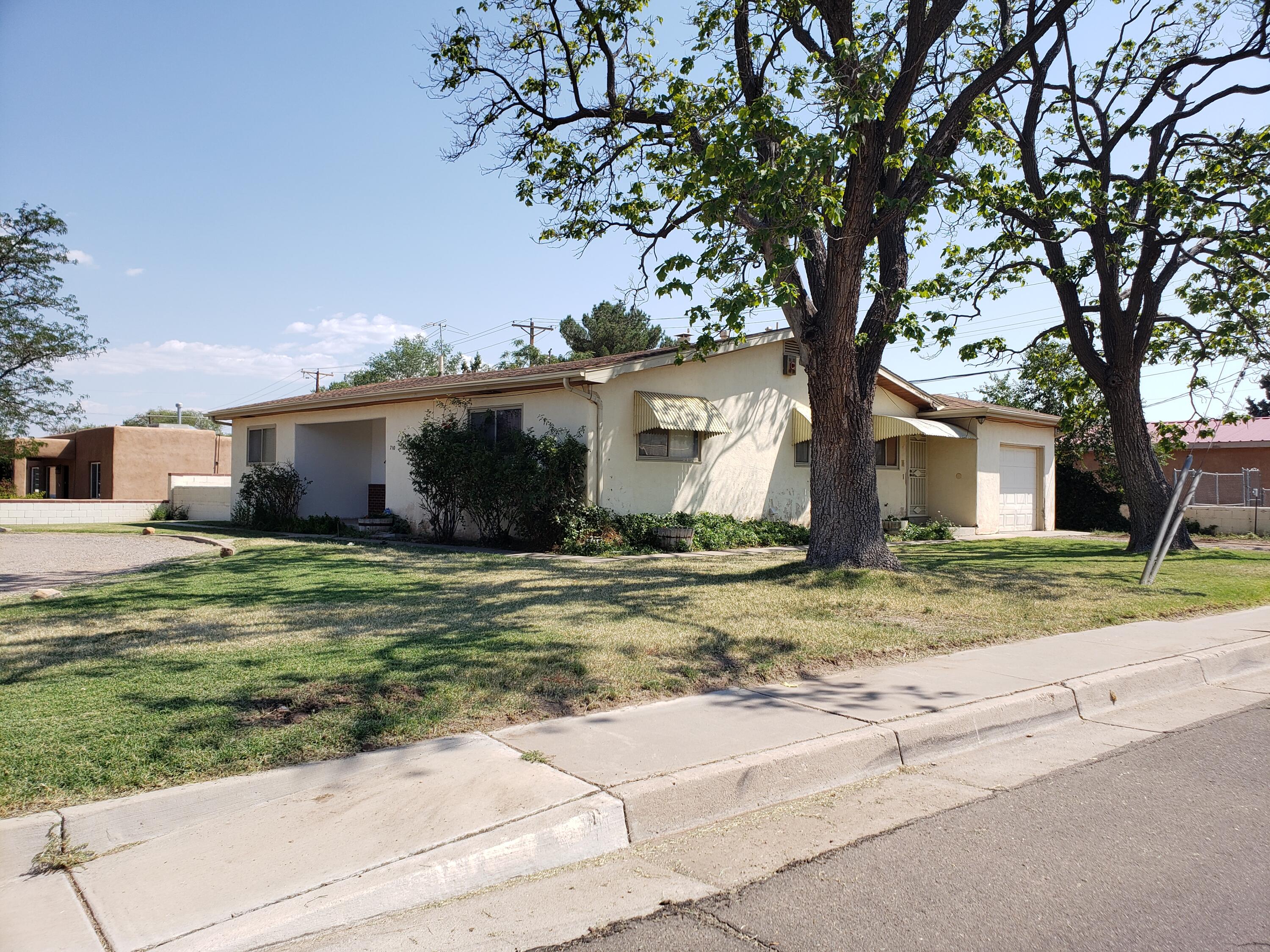 710 PALO DURO Avenue NW