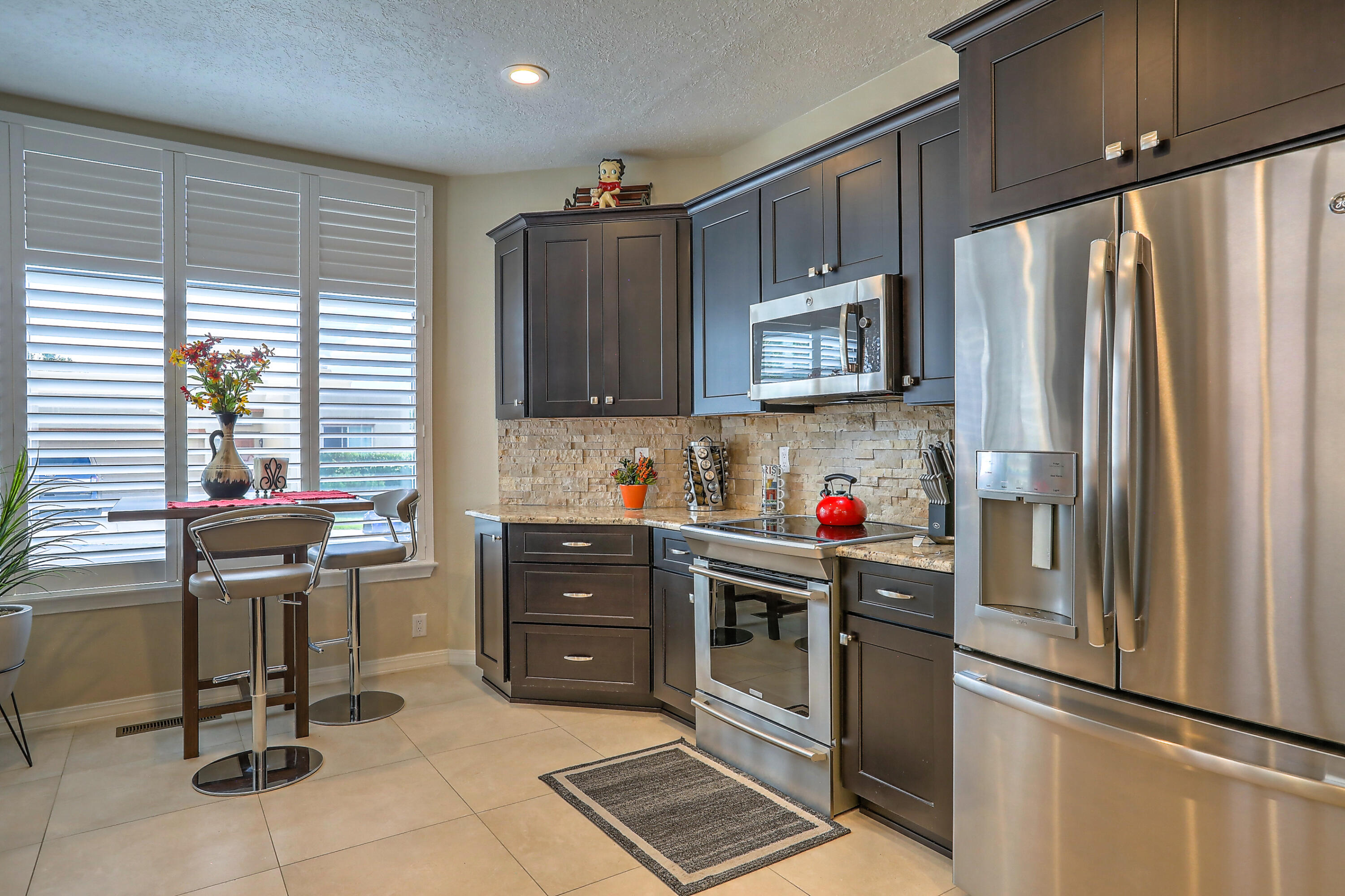 10017 Bridgepointe NE
