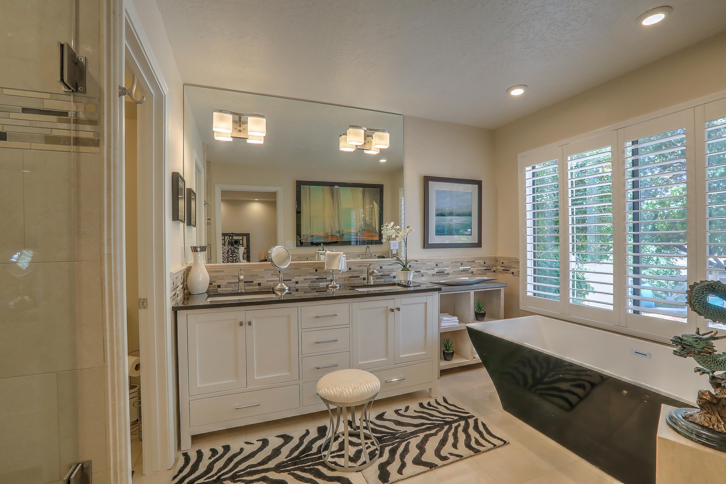 10017 Bridgepointe NE