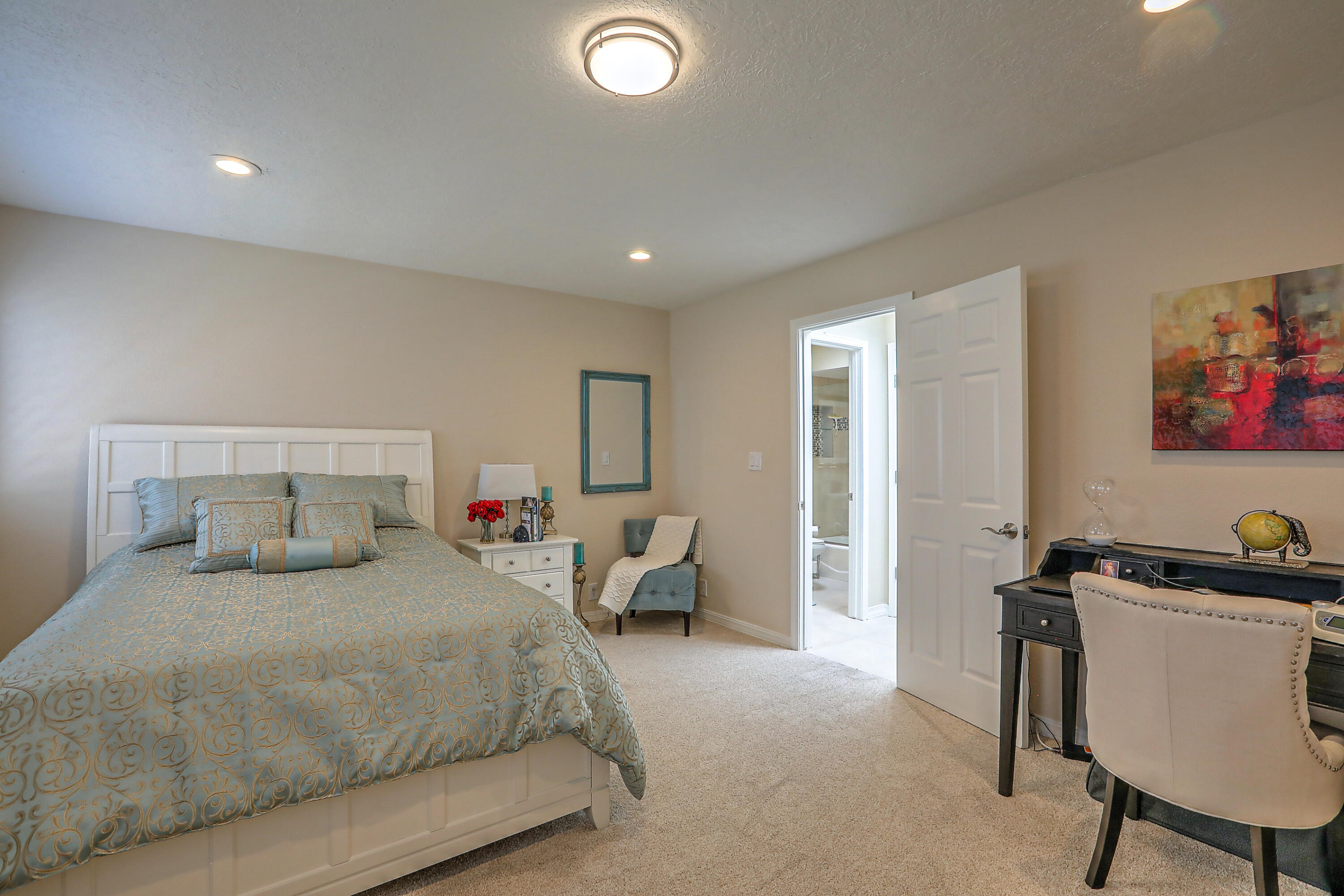 10017 Bridgepointe NE
